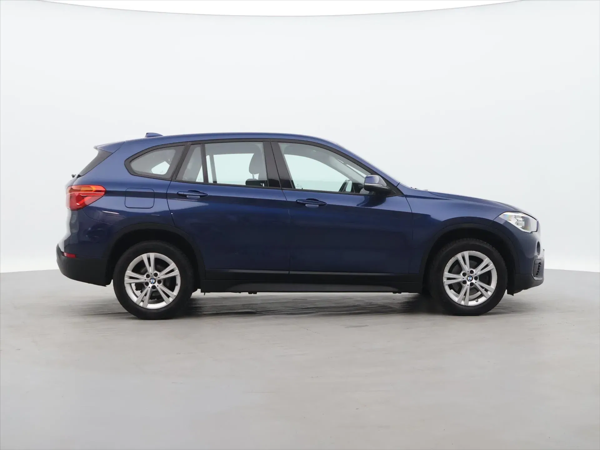 BMW X1 - Náhled 8