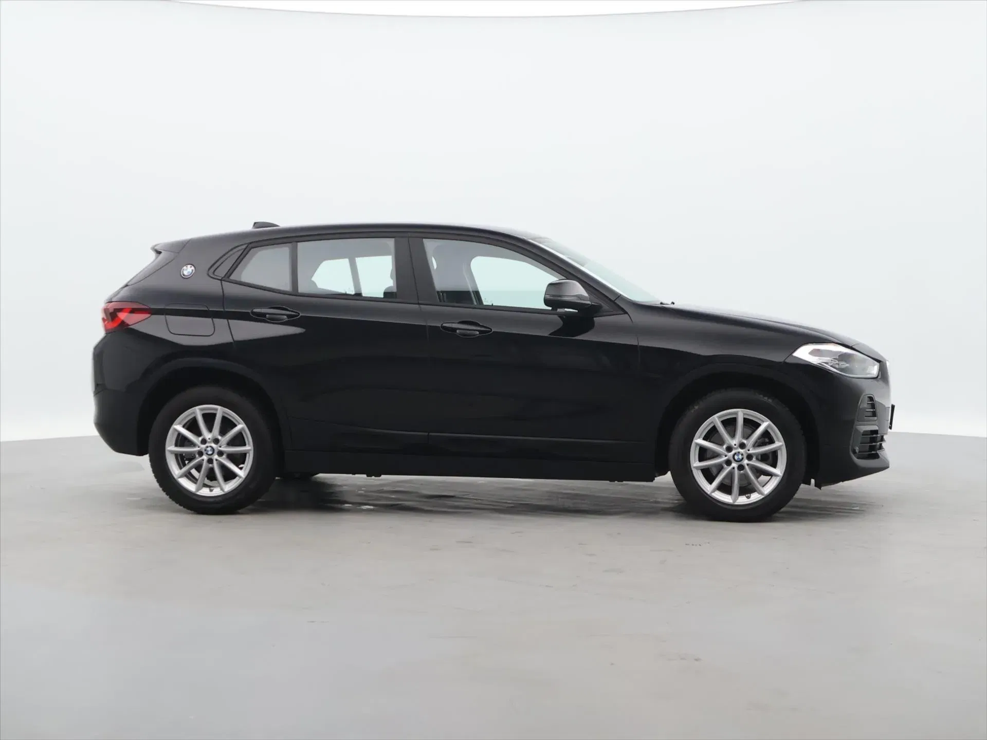 BMW X2 - Náhled 8
