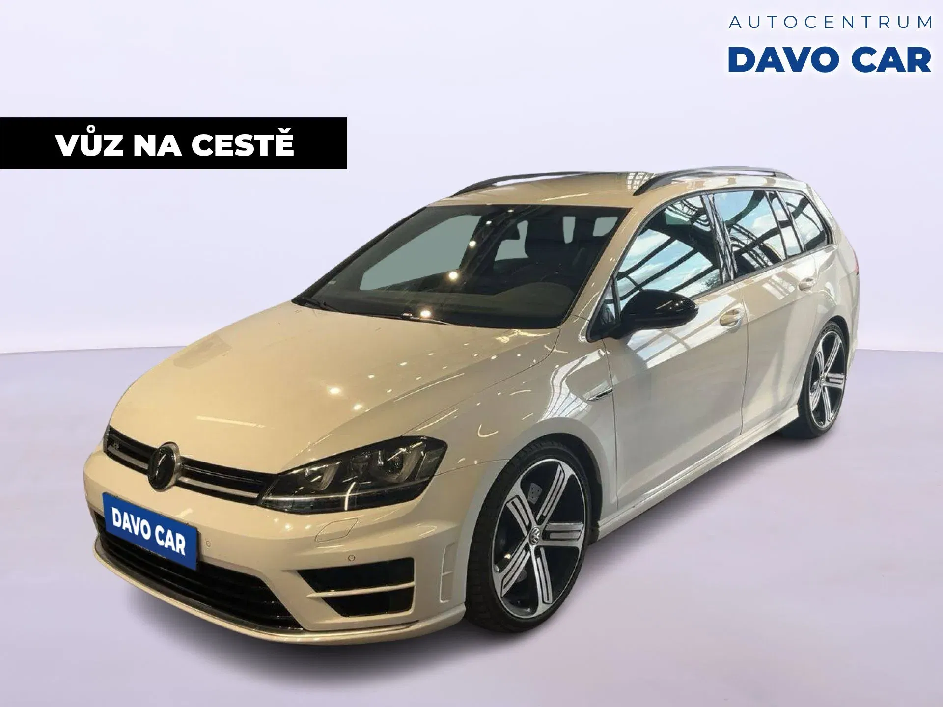 Volkswagen Golf - Obrázek 1