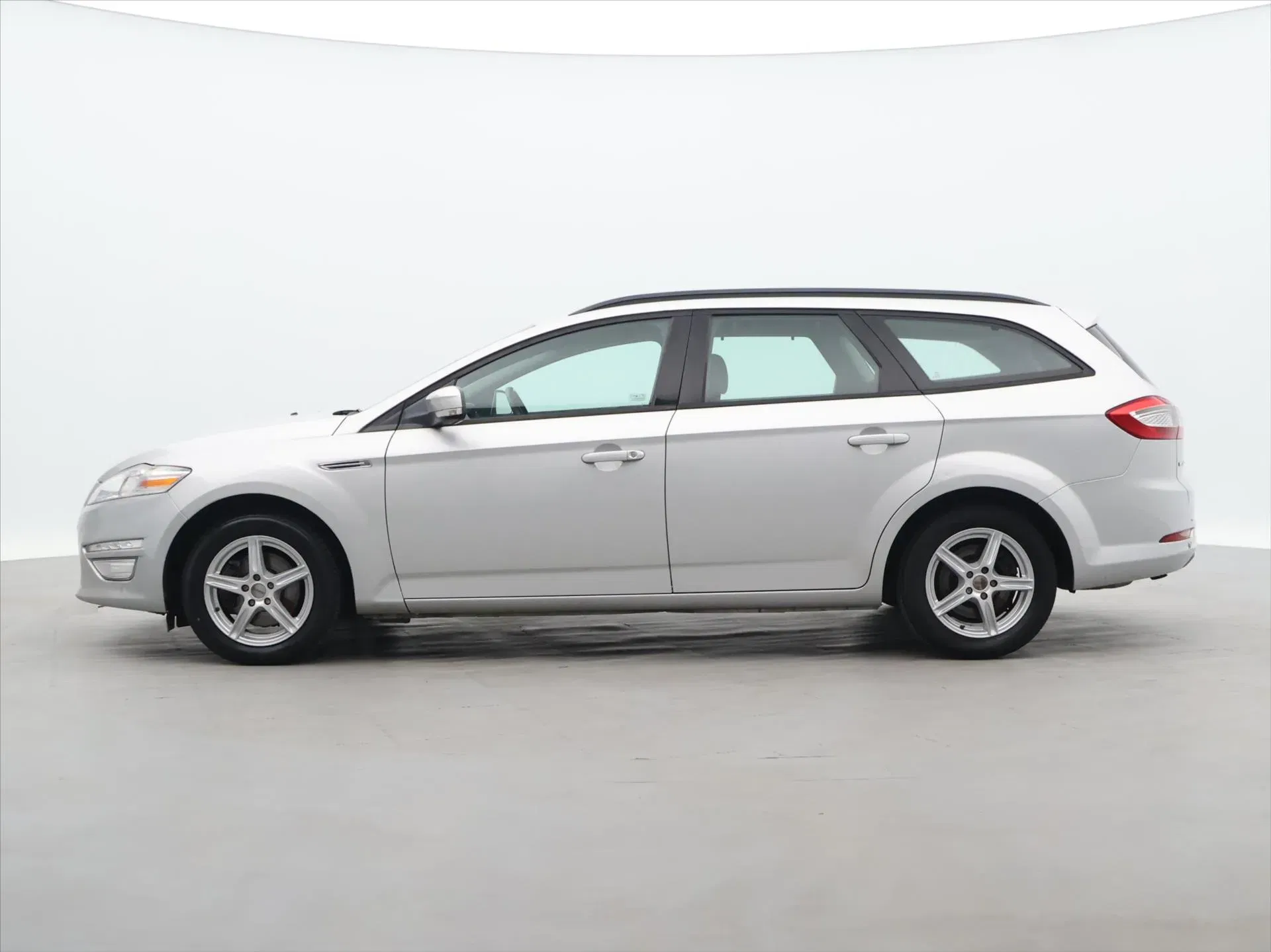 Ford Mondeo - Náhled 4