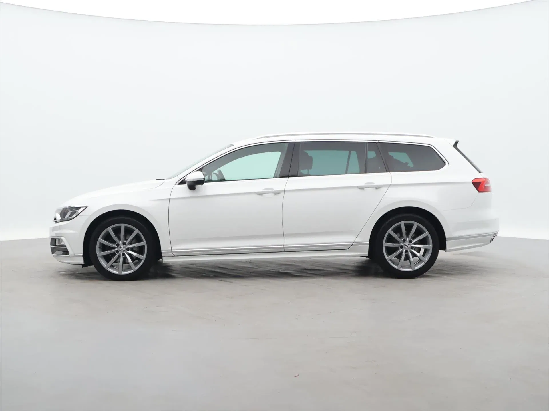 Volkswagen Passat - Náhled 4