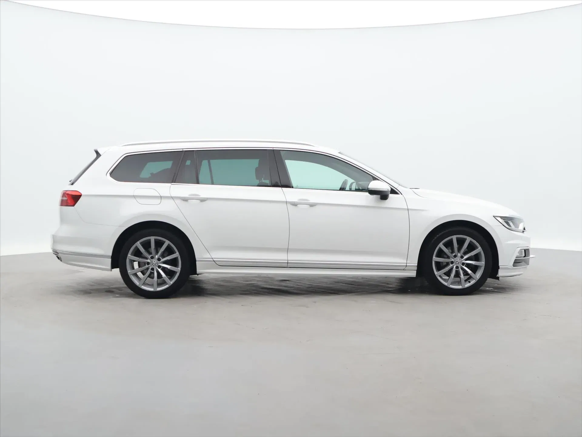 Volkswagen Passat - Náhled 8