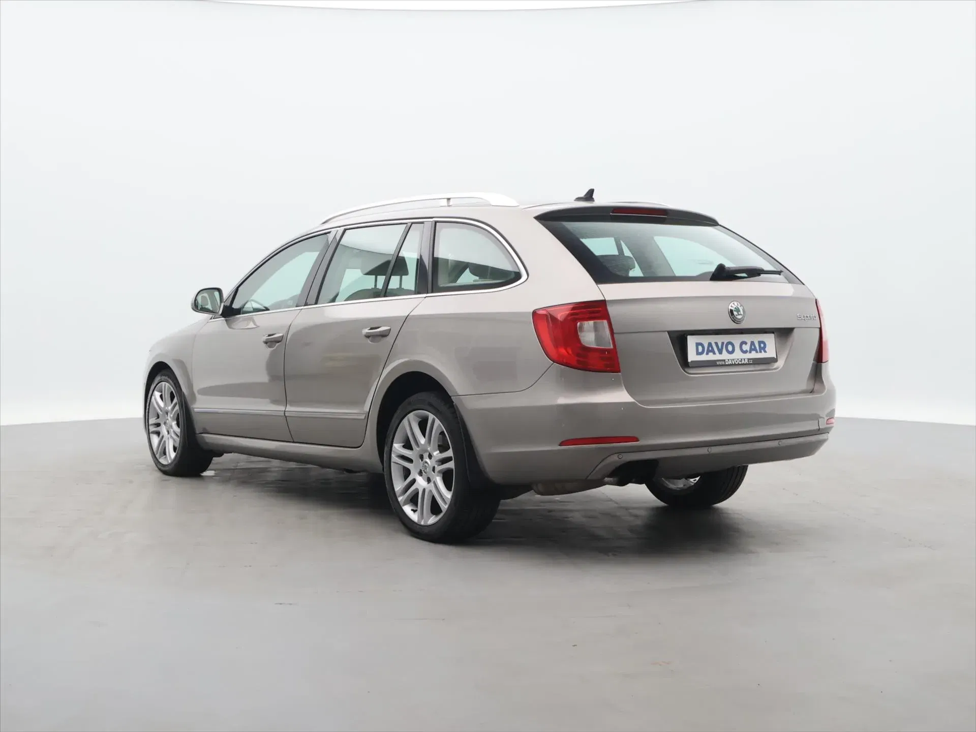 Škoda Superb - Náhled 5