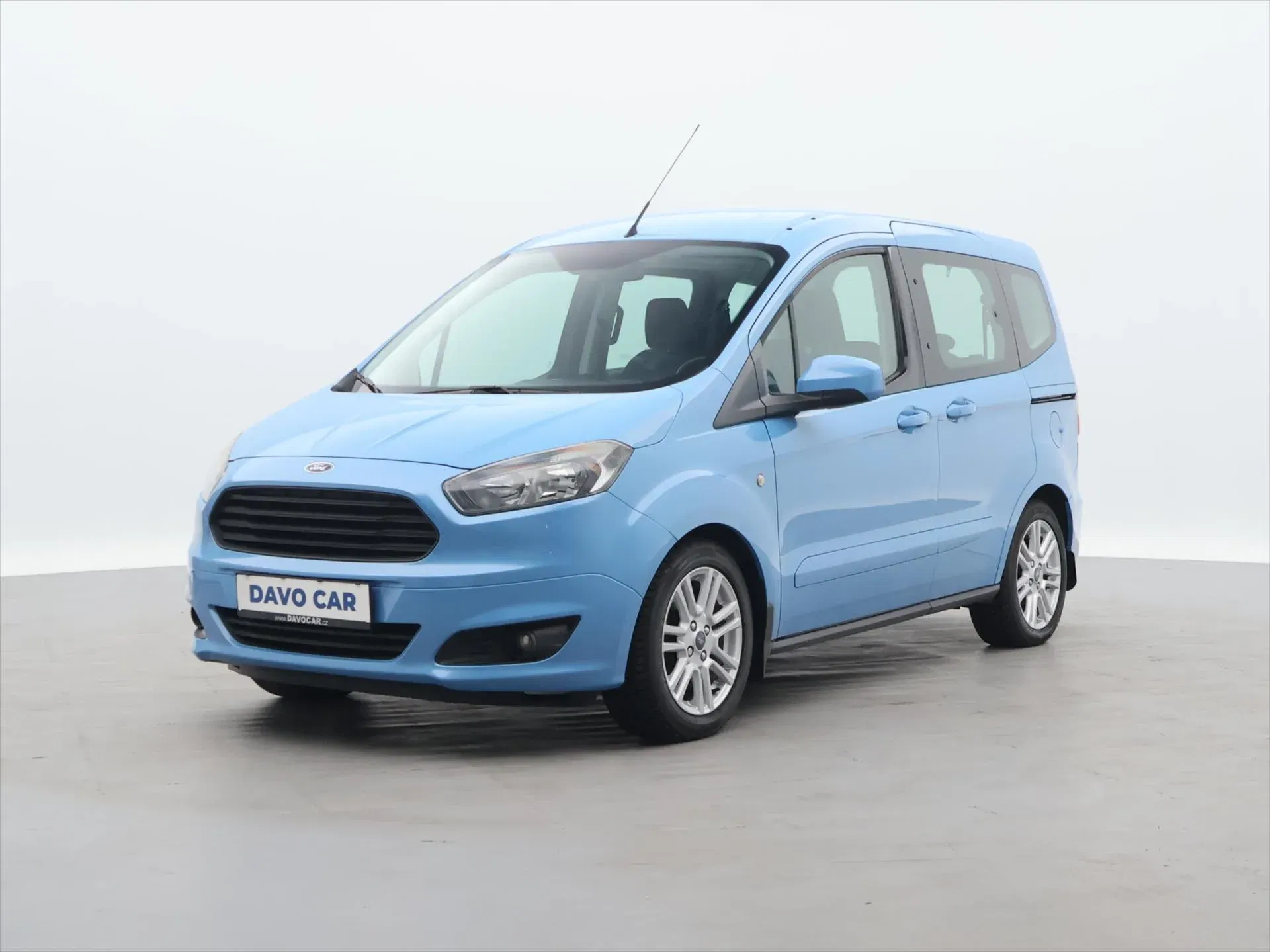 Ford Tourneo Courier - Náhled 3