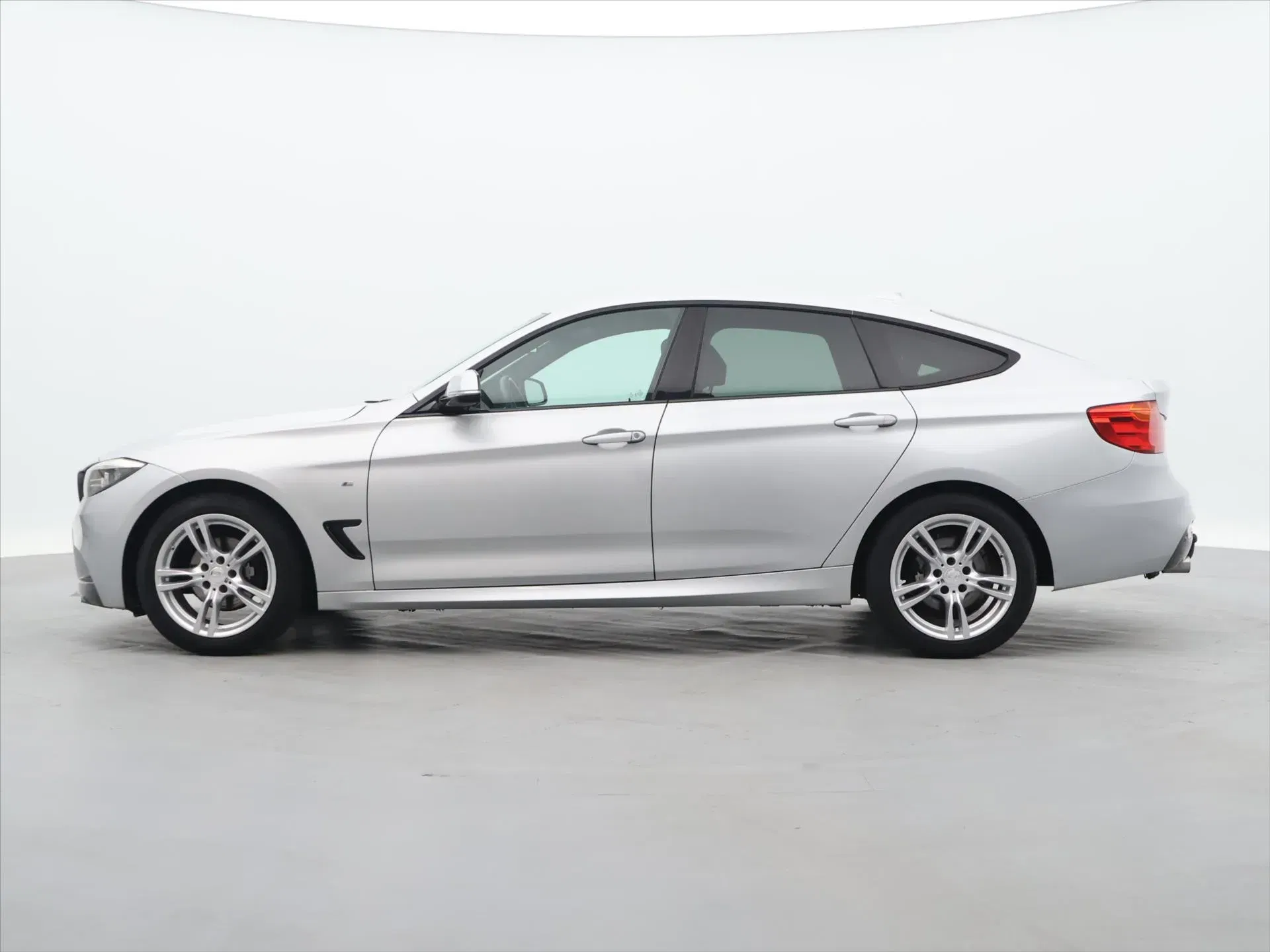 BMW Řada 3 - Náhled 4
