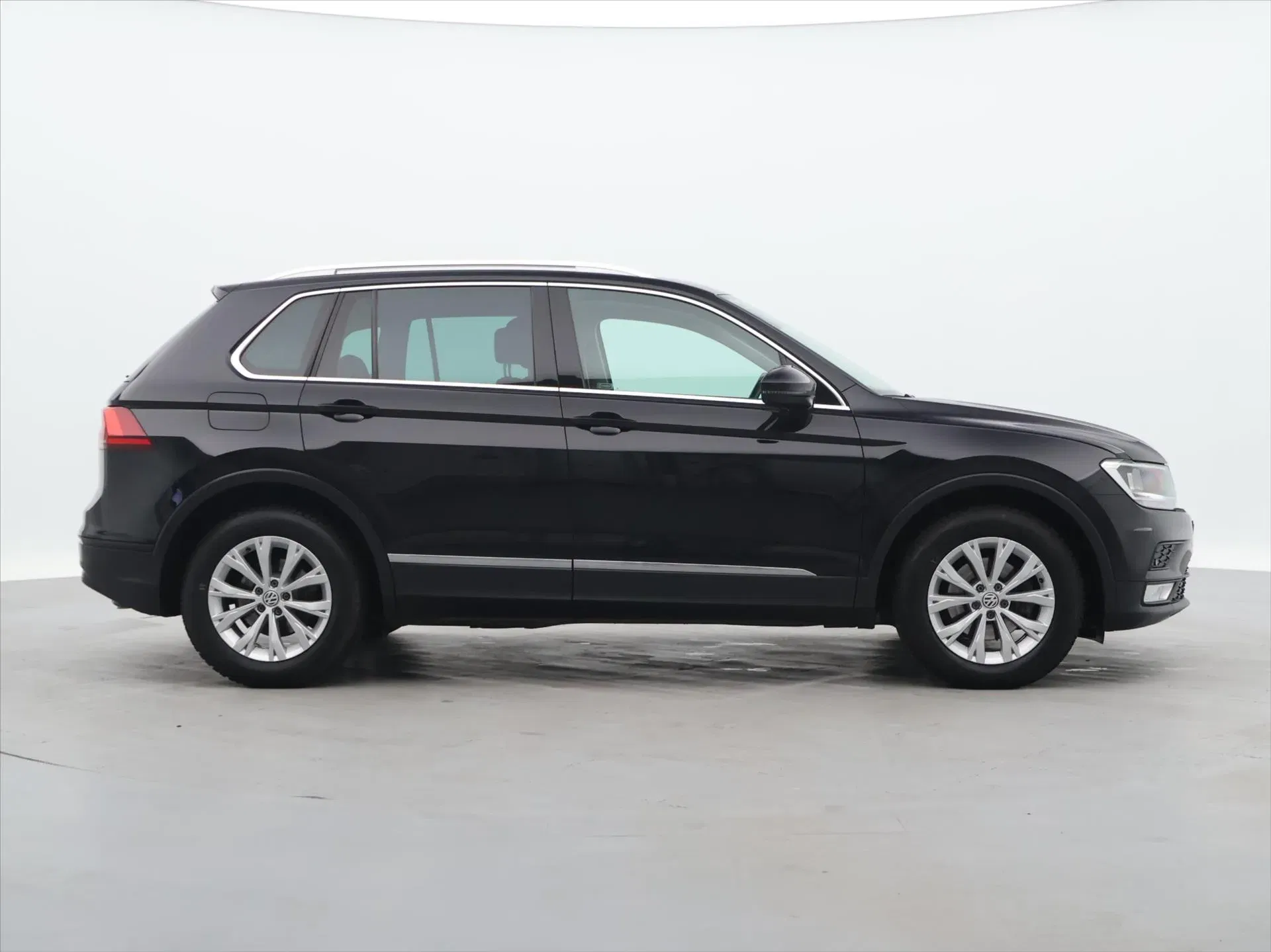 Volkswagen Tiguan - Náhled 8