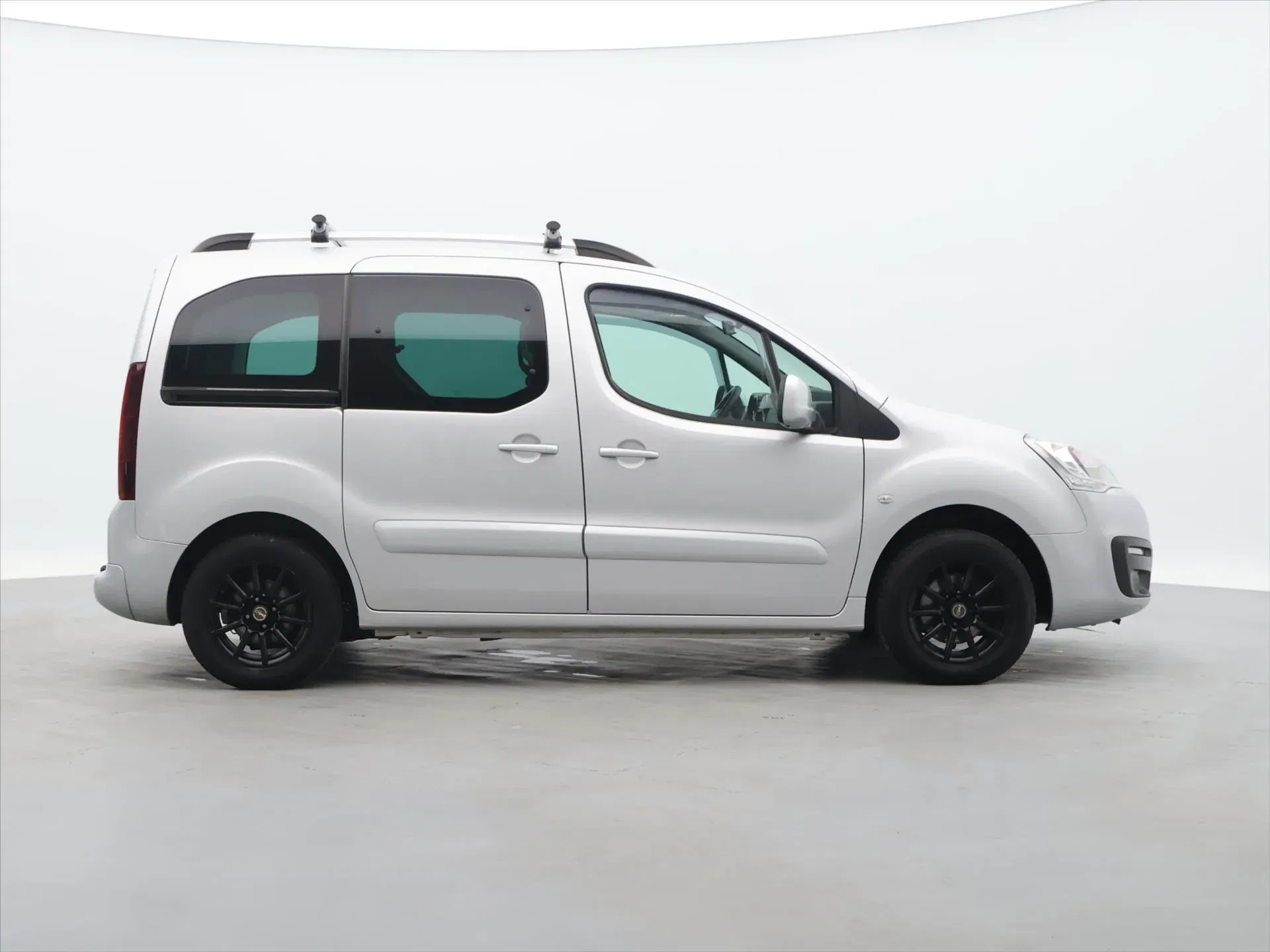 Peugeot Partner - Náhled 8
