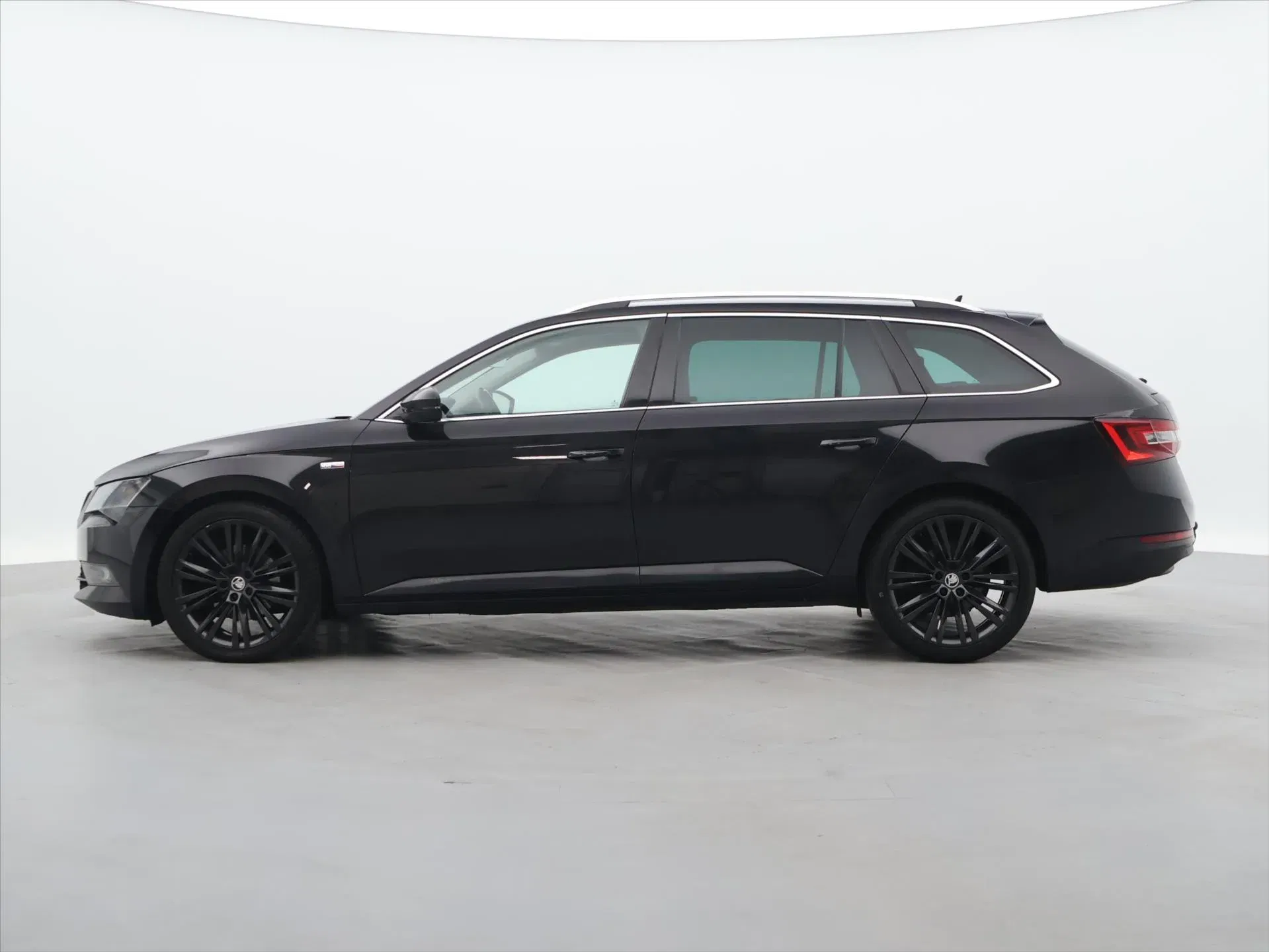 Škoda Superb - Náhled 4