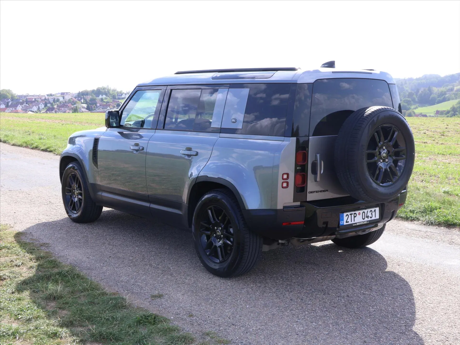 Land Rover Defender - Náhled 5