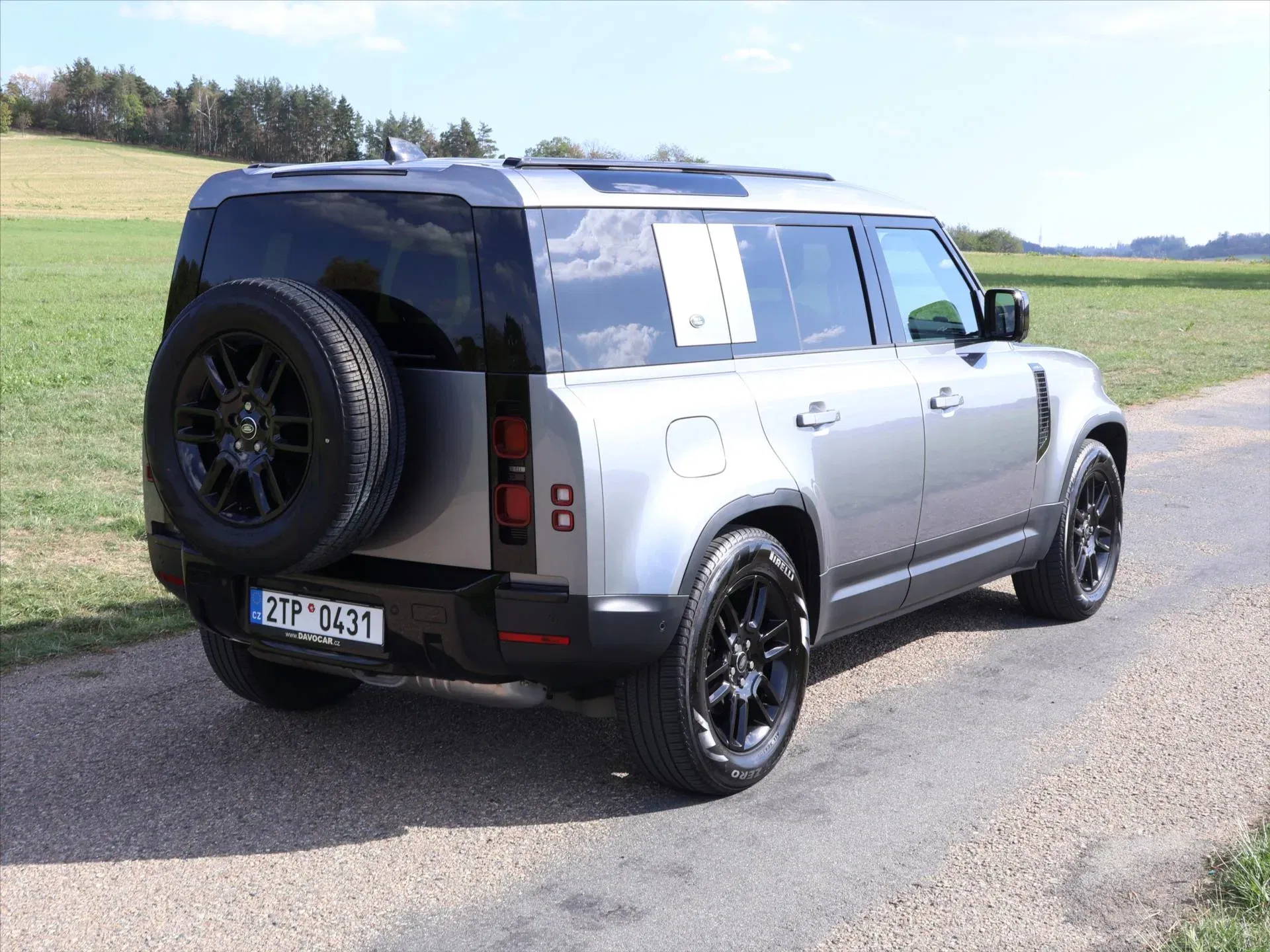 Land Rover Defender - Náhled 7