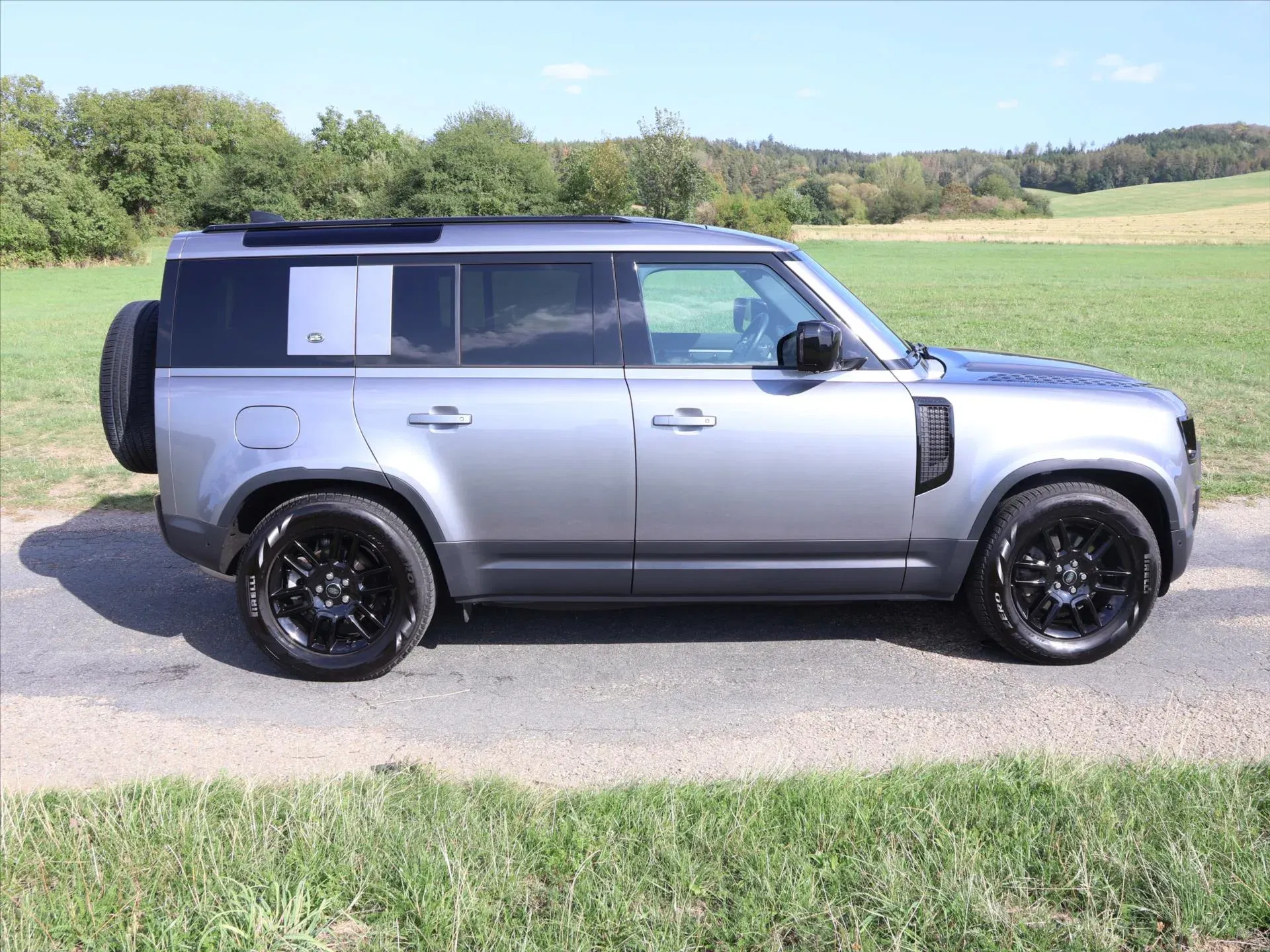 Land Rover Defender - Náhled 8
