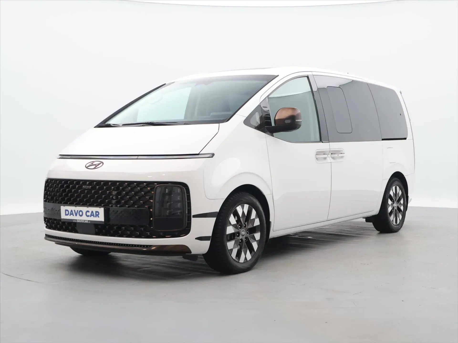 Hyundai Staria - Náhled 3