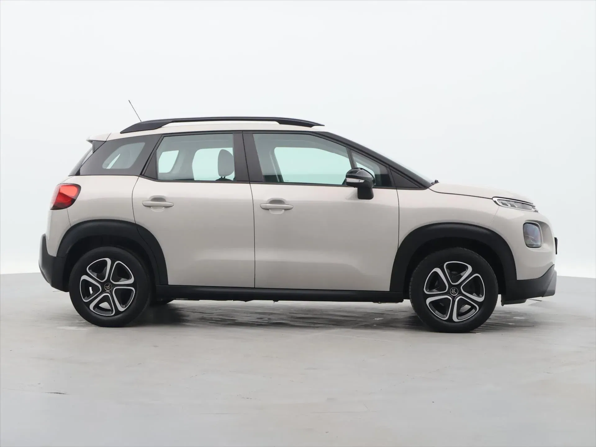 Citroën C3 Aircross - Náhled 8