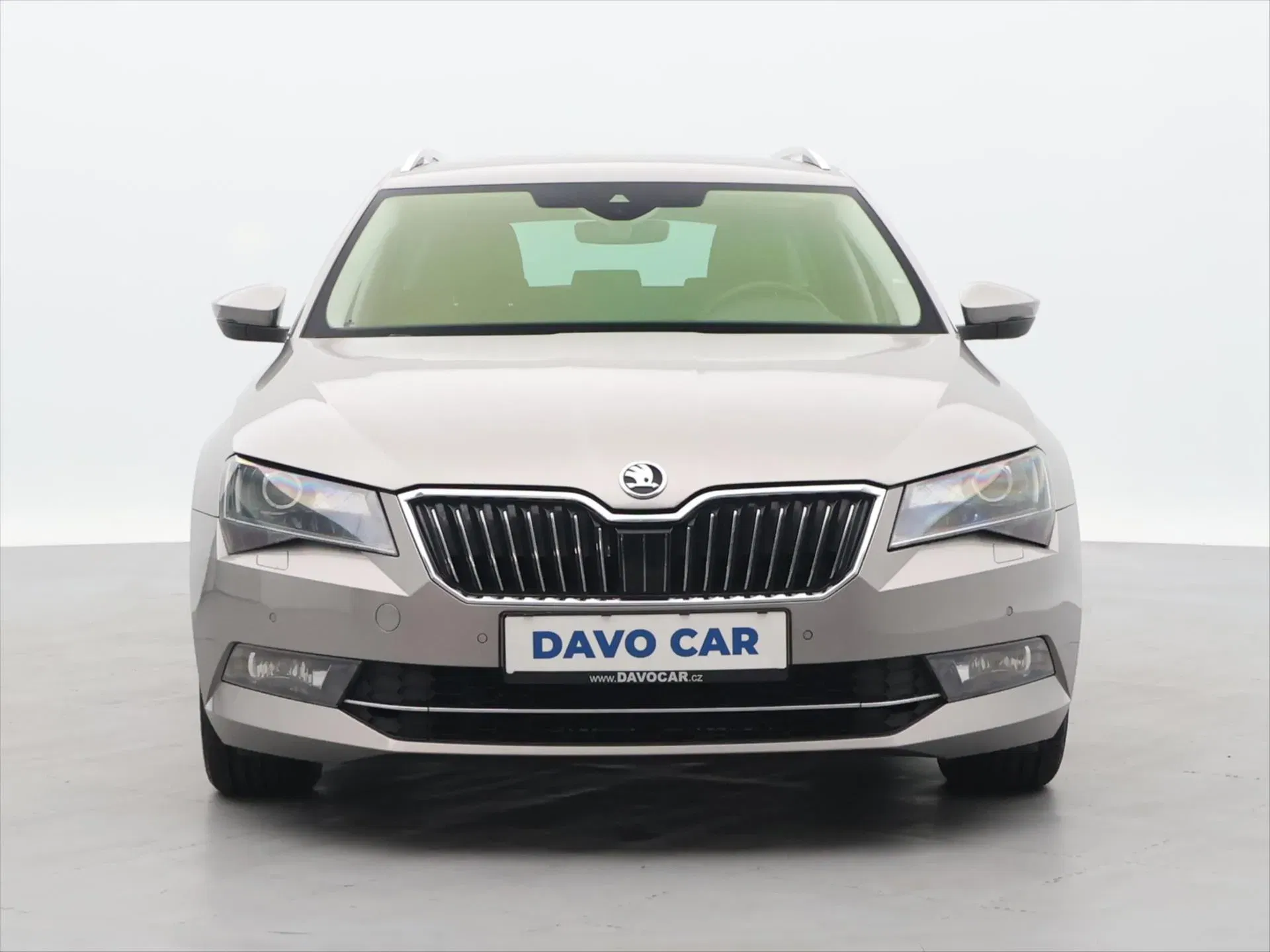 Škoda Superb - Náhled 2