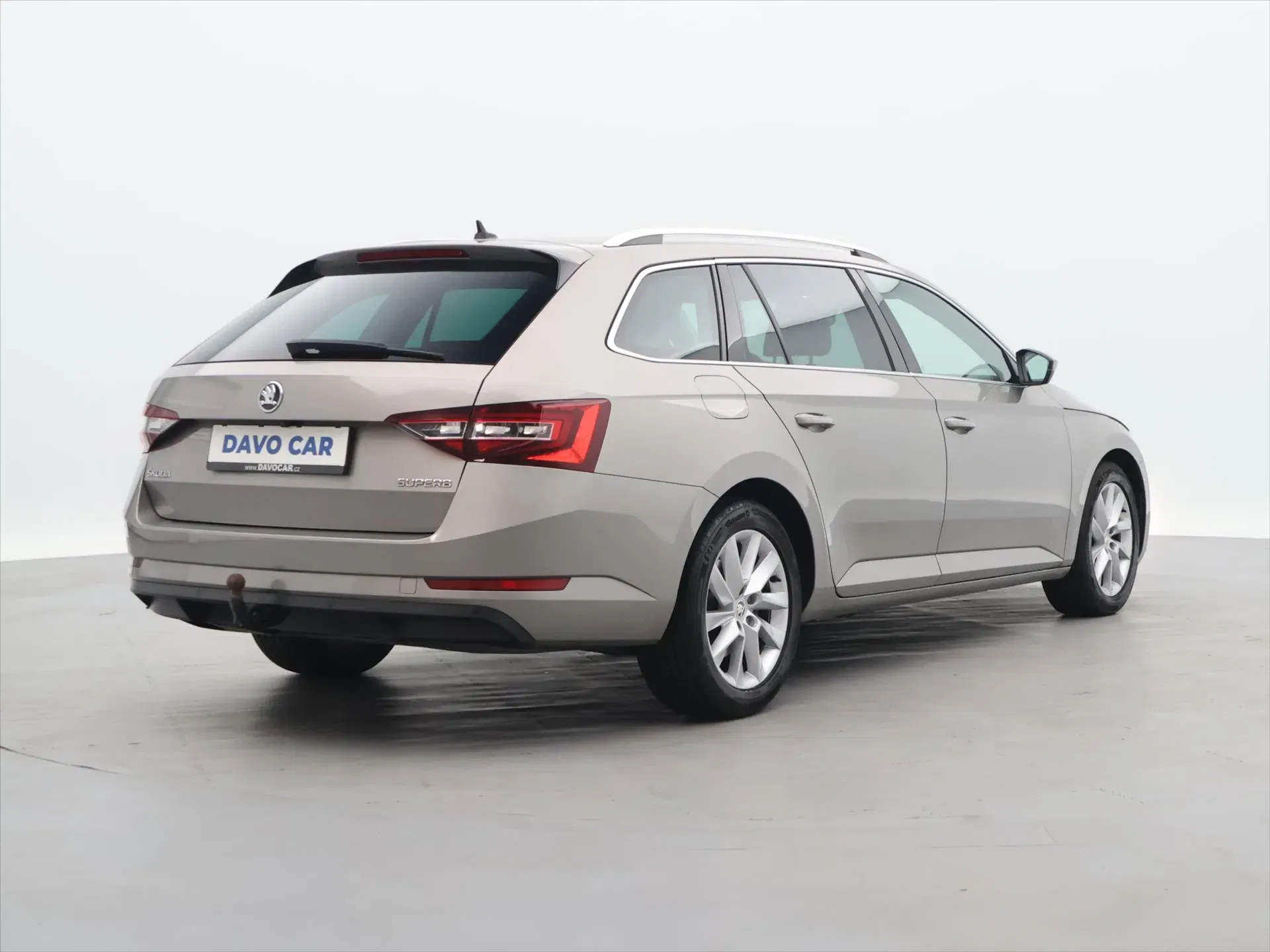 Škoda Superb - Náhled 7