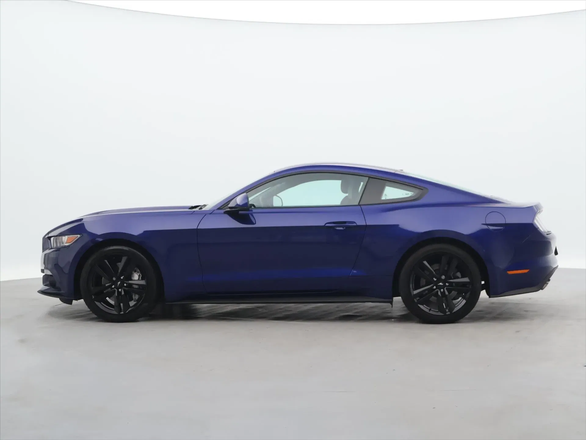 Ford Mustang - Náhled 4