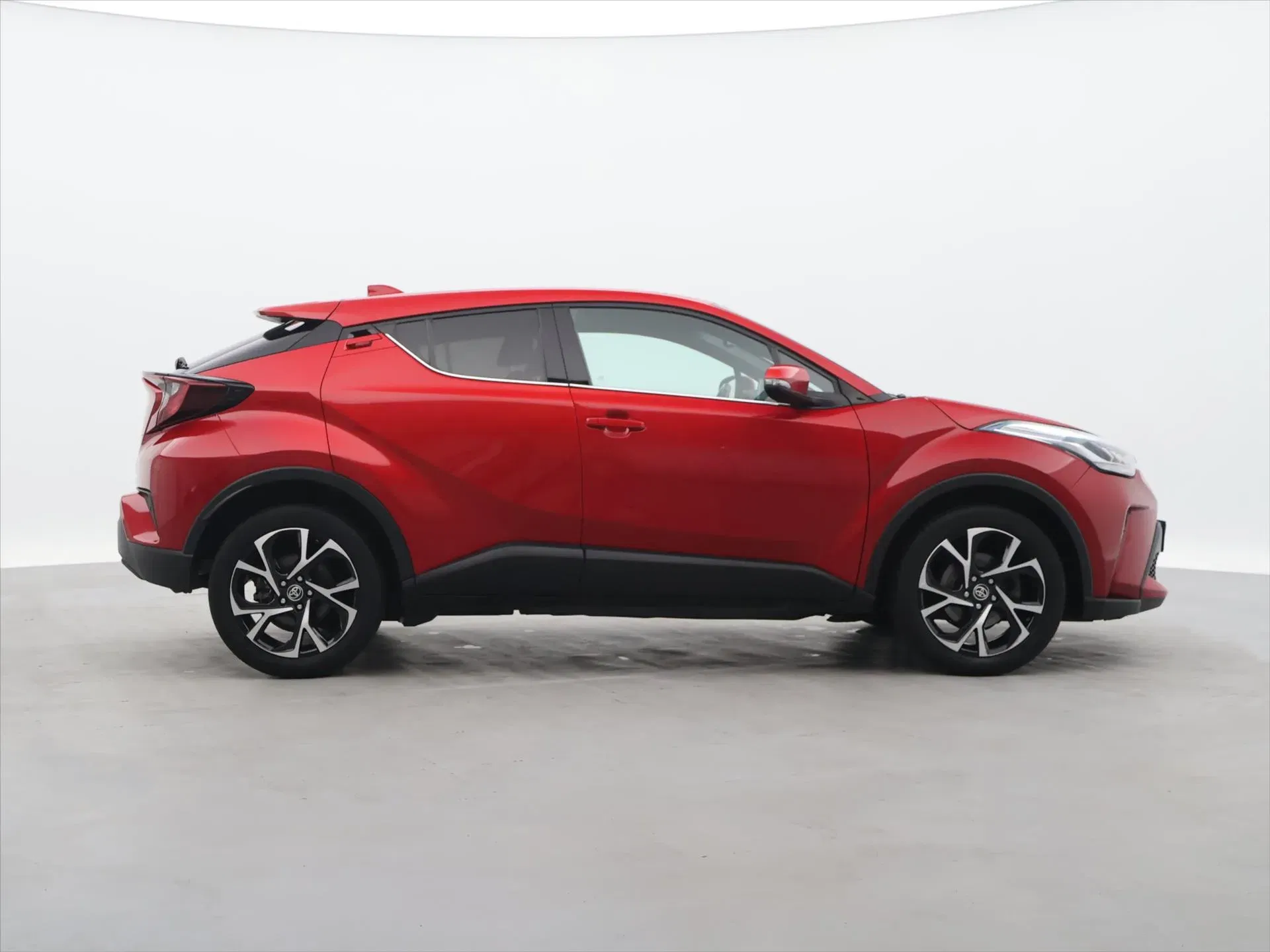 Toyota C-HR - Náhled 8