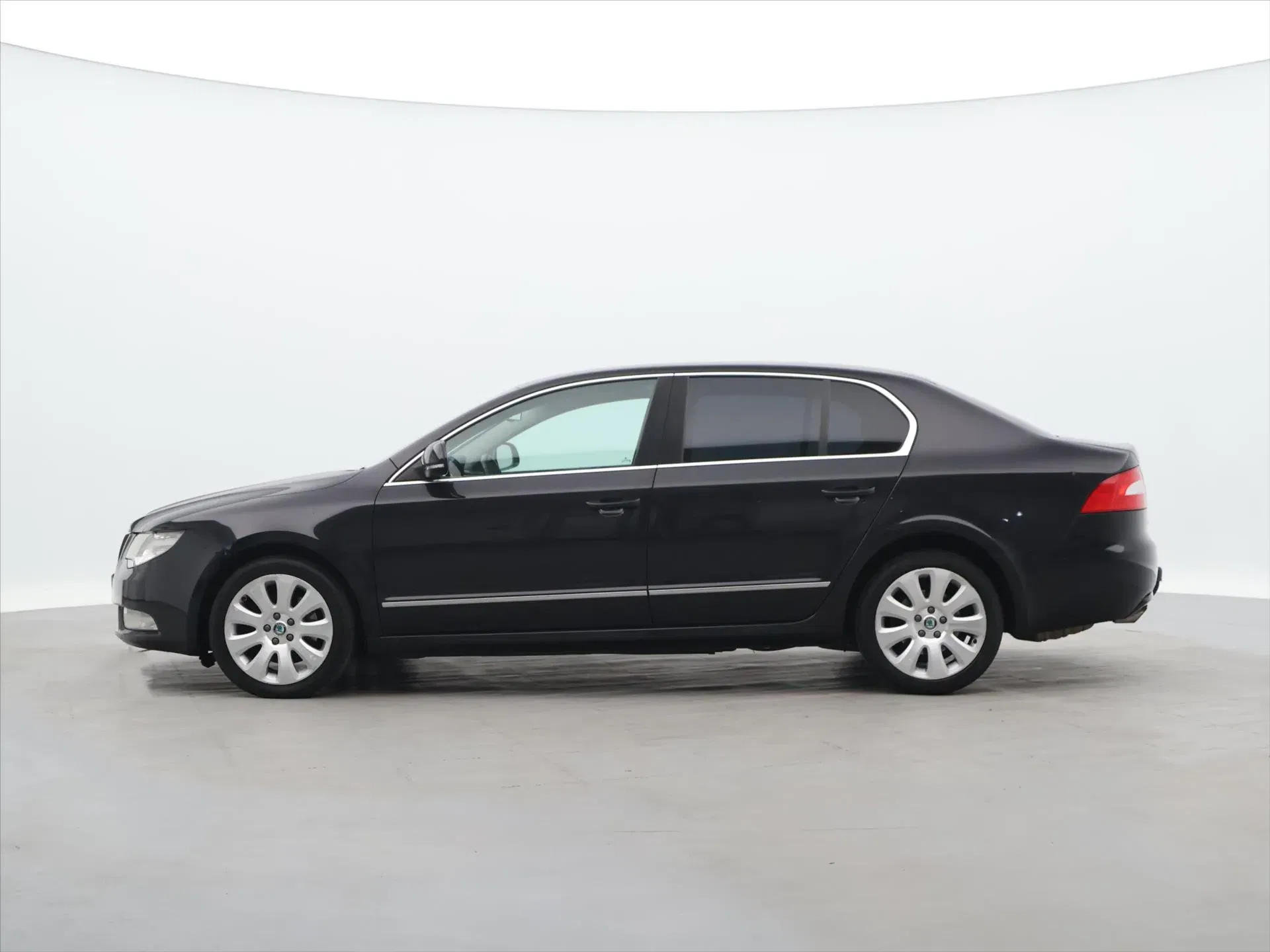 Škoda Superb - Náhled 4