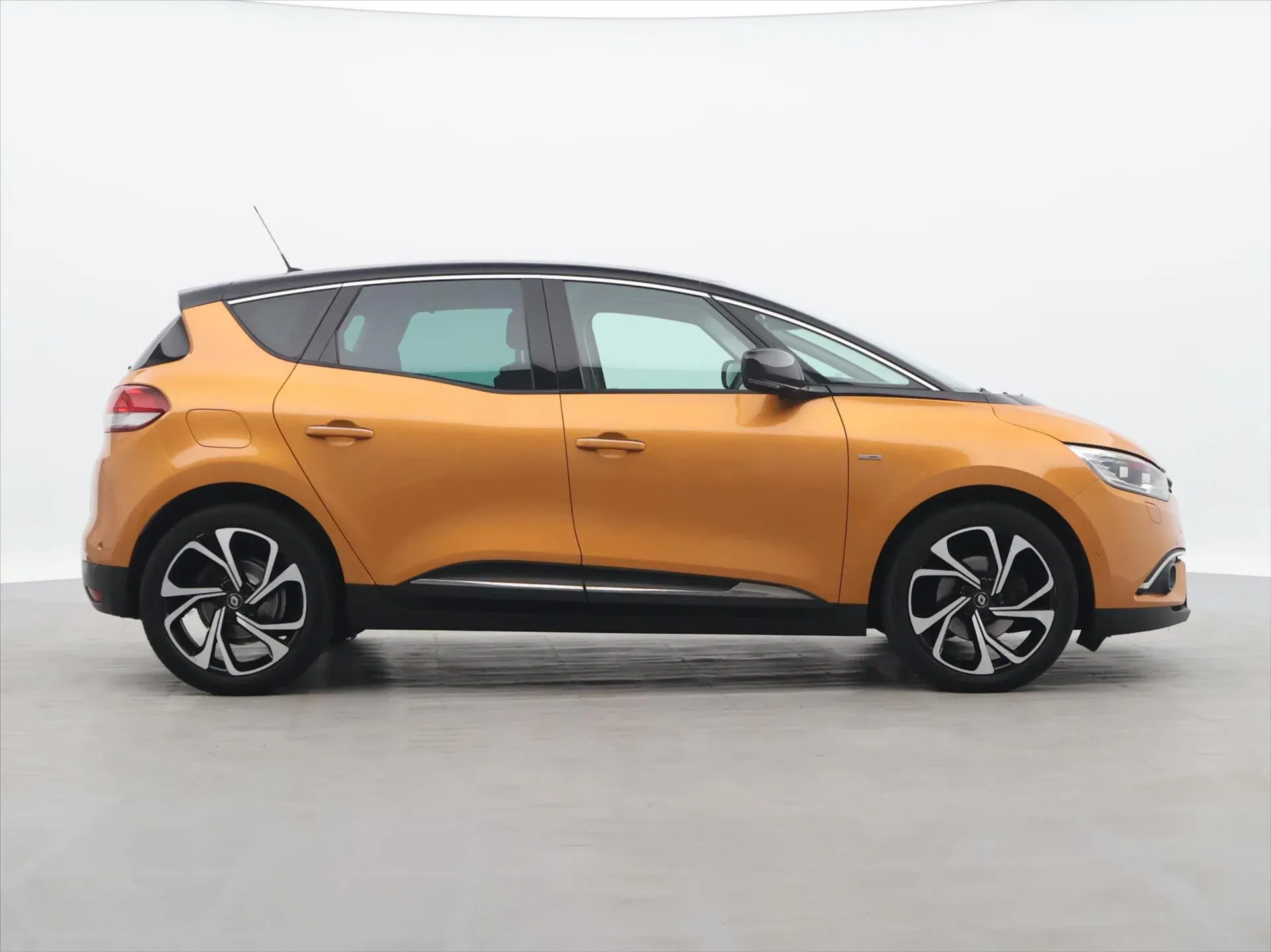Renault Scénic - Náhled 8