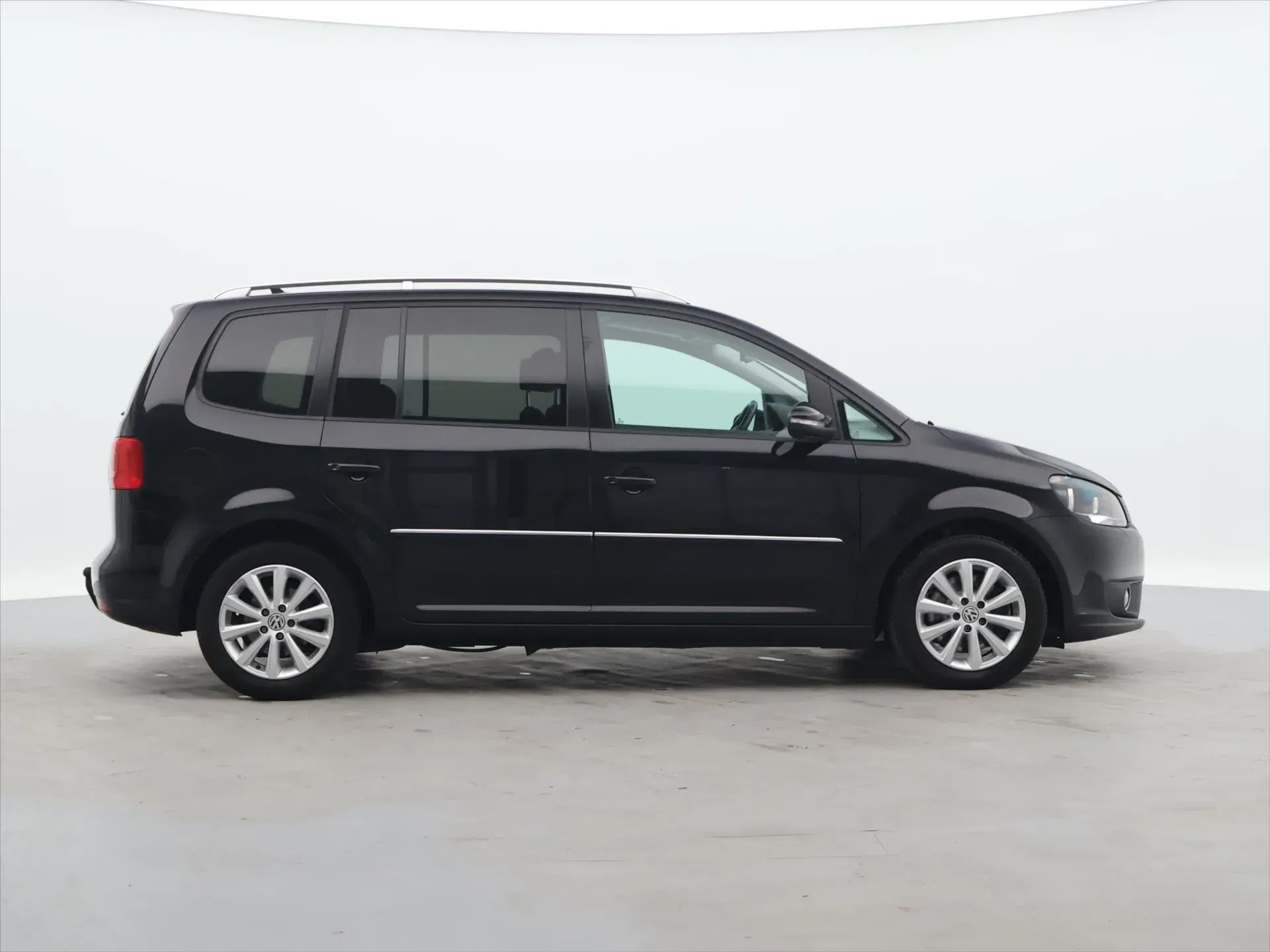 Volkswagen Touran - Náhled 8