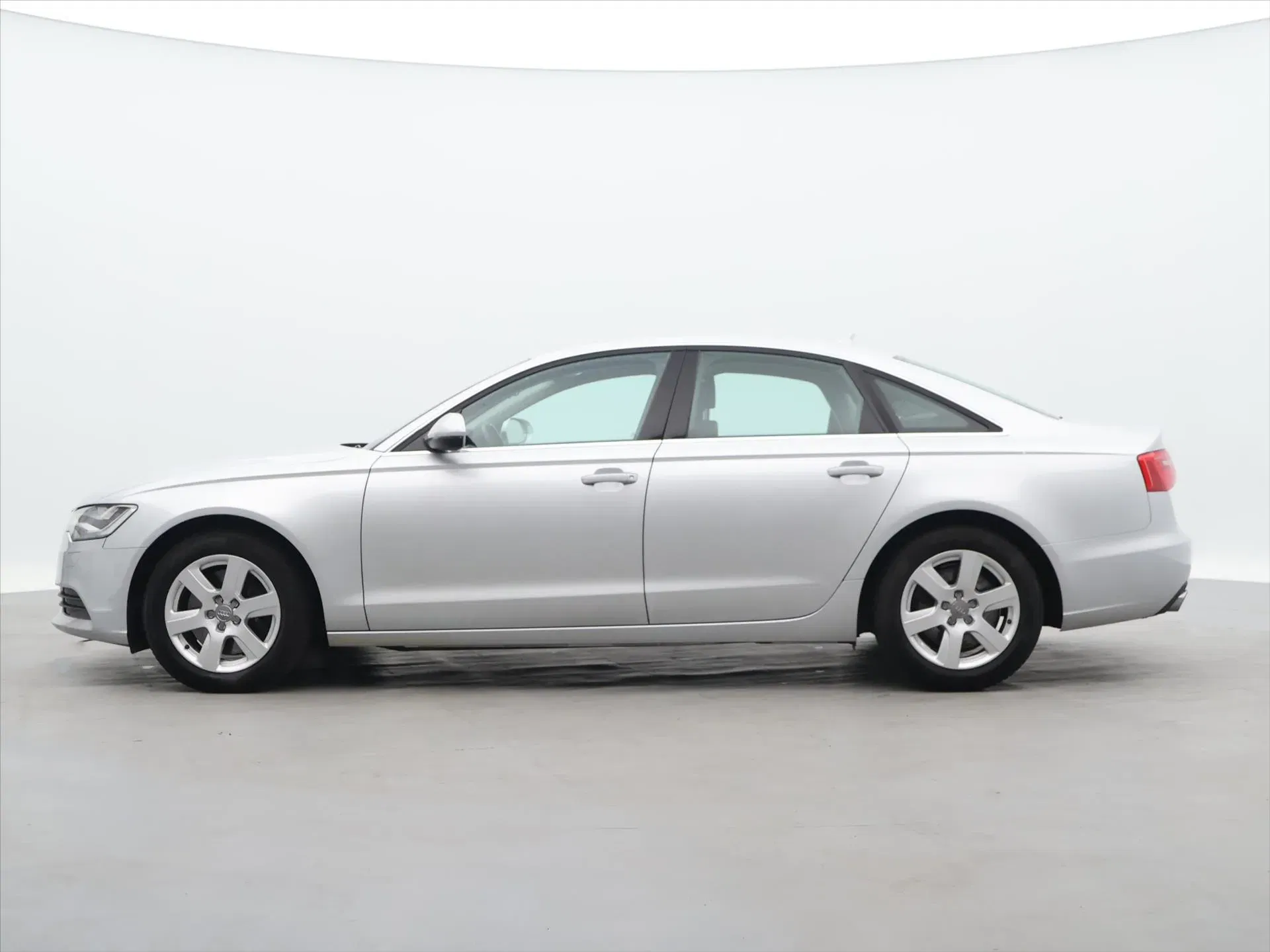Audi A6 - Náhled 4