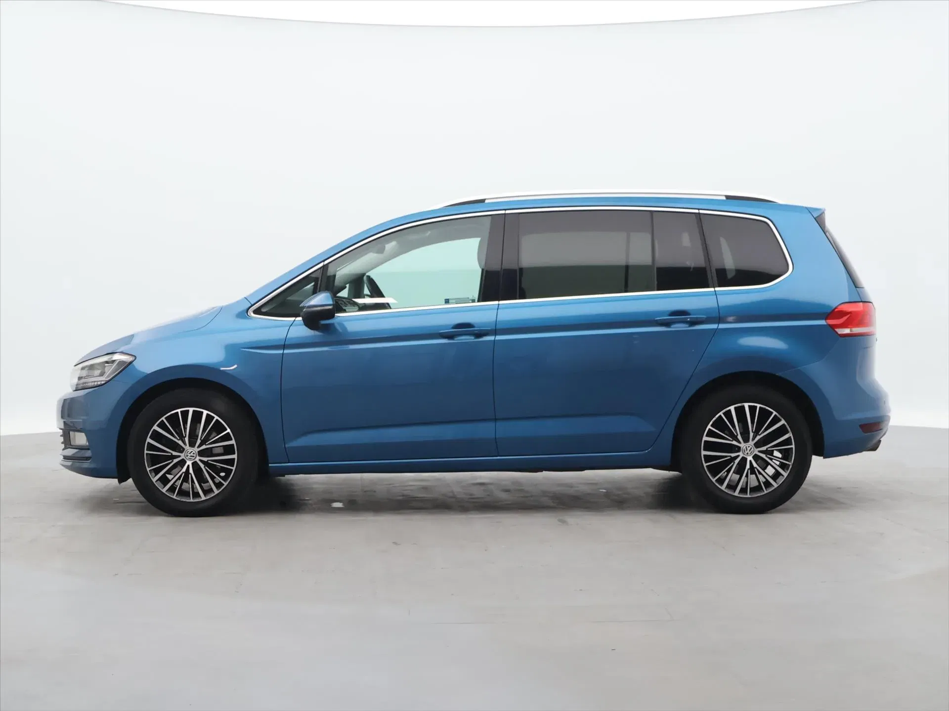 Volkswagen Touran - Náhled 4