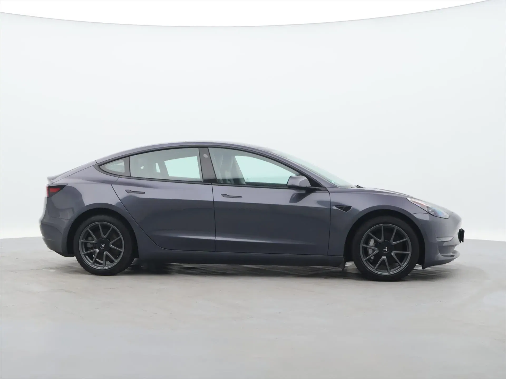 Tesla Model 3 - Náhled 8
