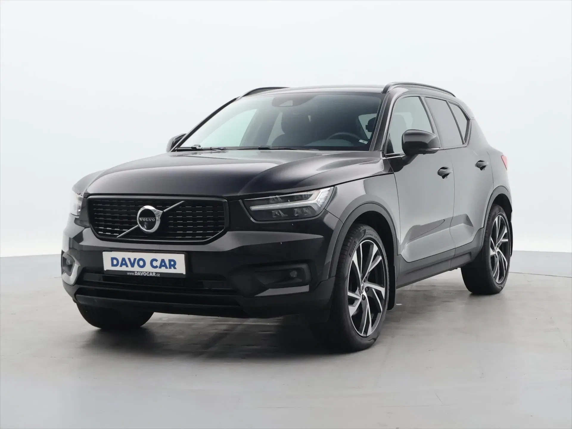 Volvo XC40 - Náhled 3