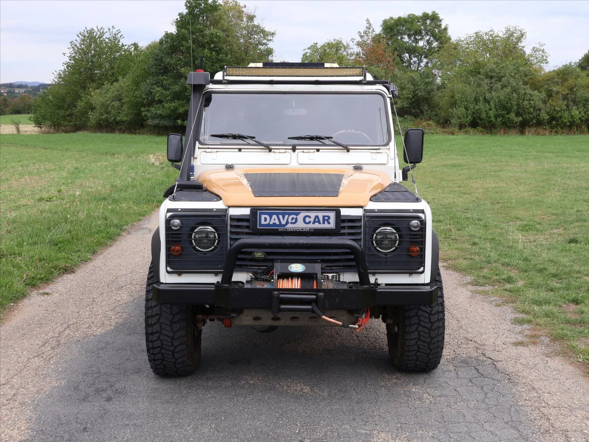 Land Rover Defender - Náhled 2
