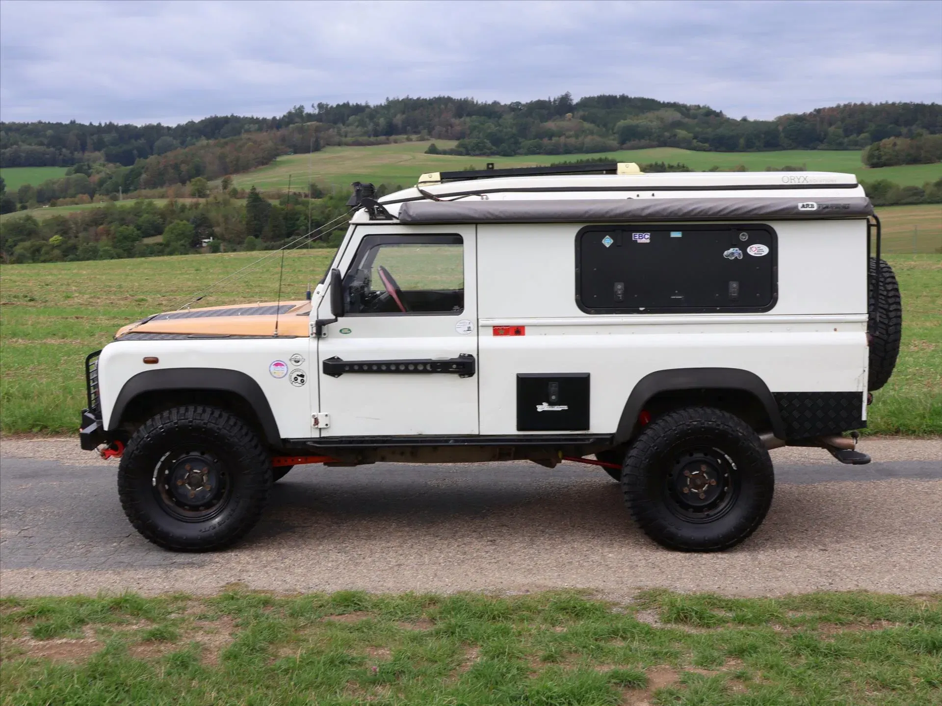 Land Rover Defender - Náhled 4