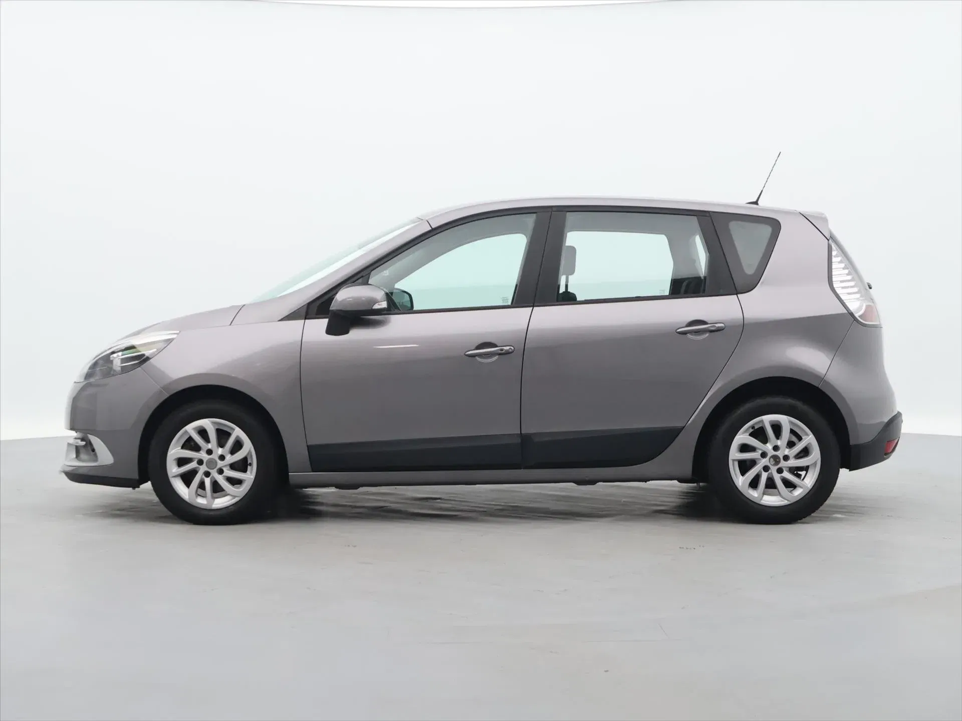 Renault Scénic - Náhled 4