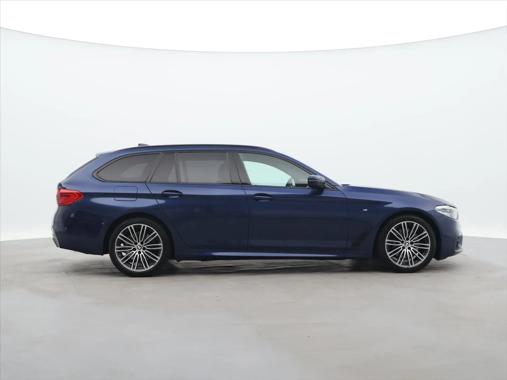 BMW Řada 5 - Náhled 8