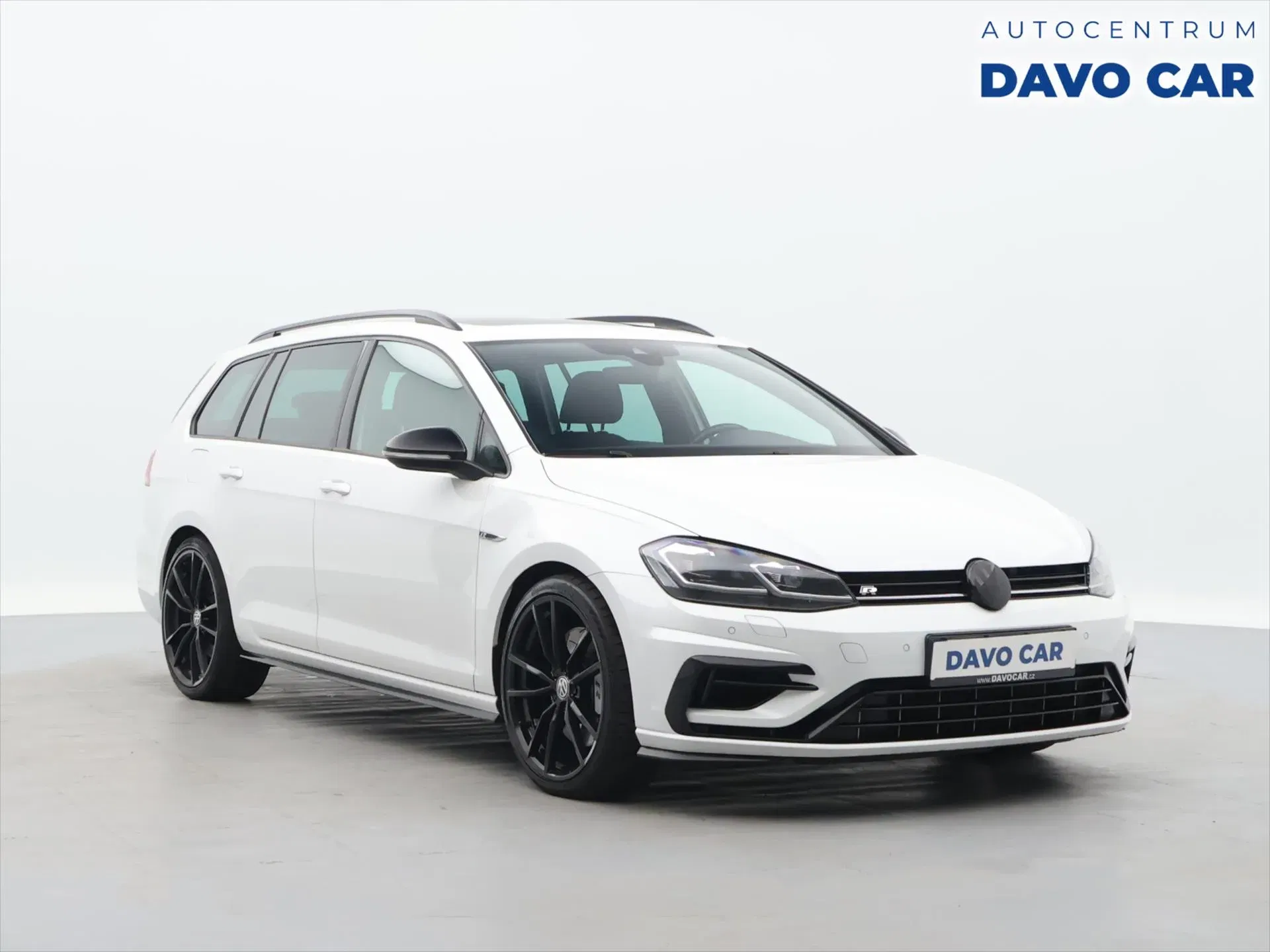 Volkswagen Golf - Obrázek 1
