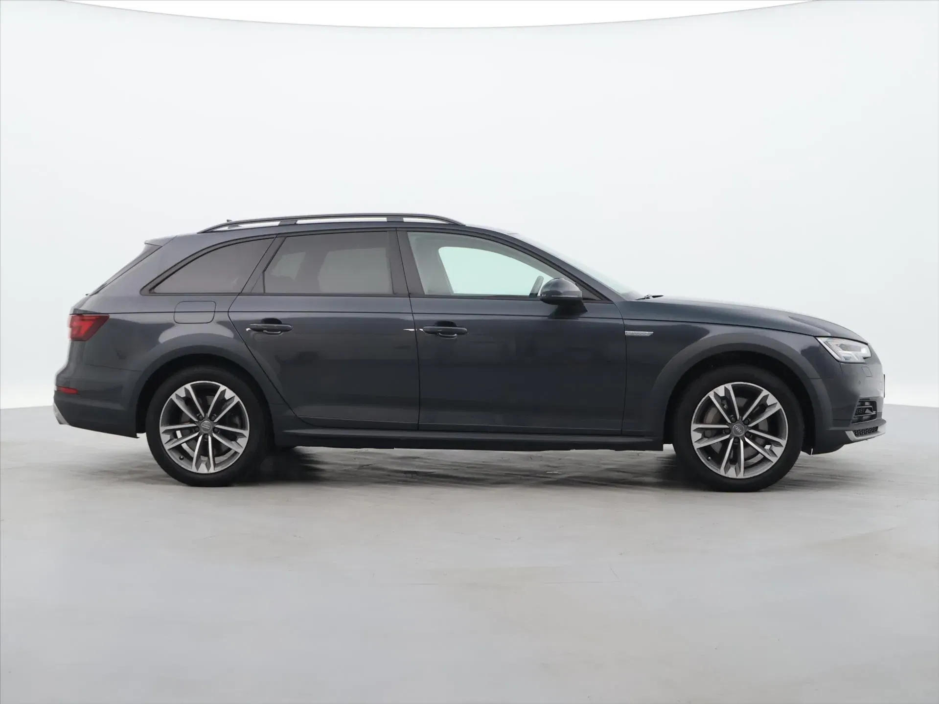 Audi A4 Allroad - Náhled 8