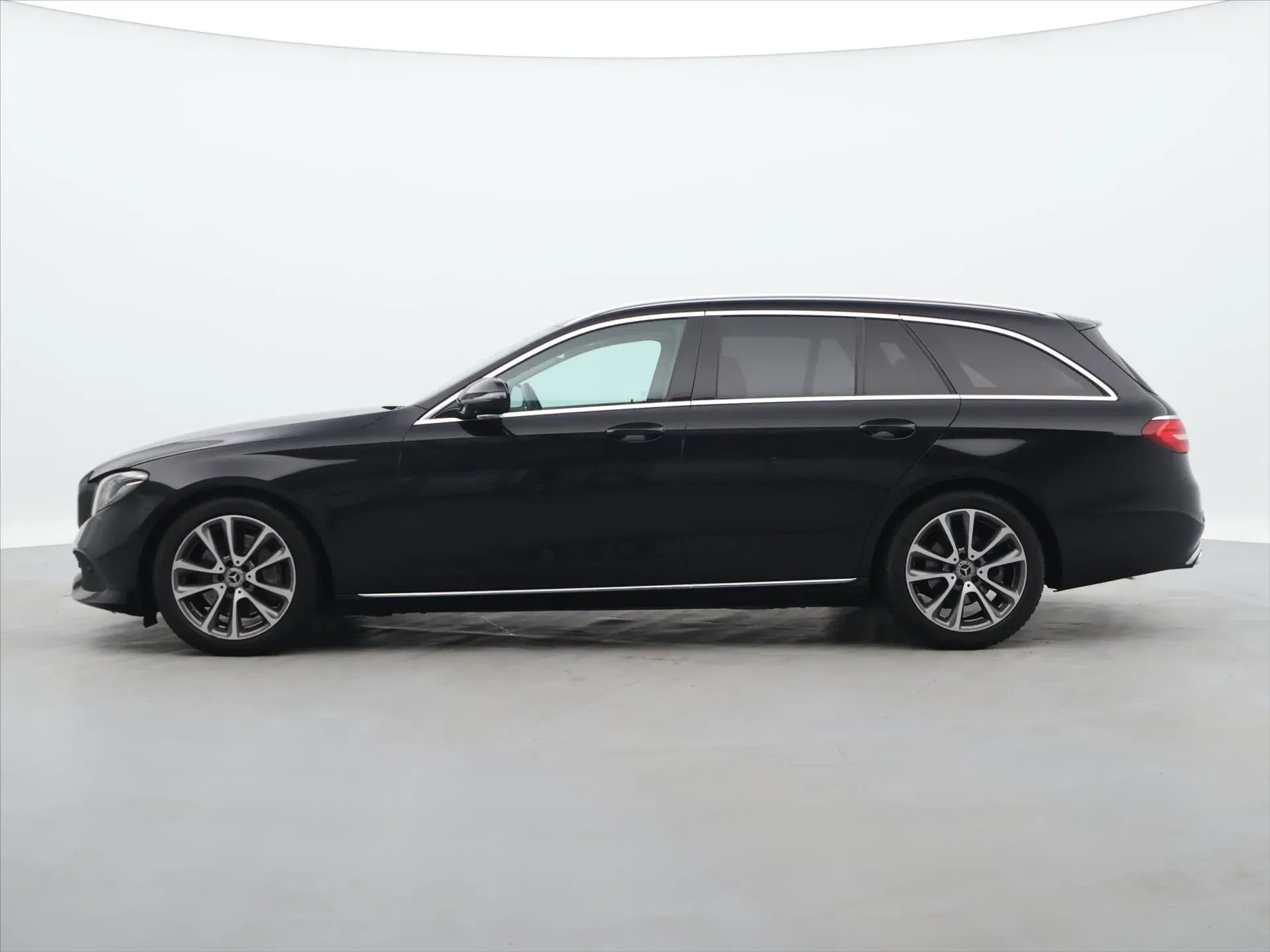 Mercedes-Benz Třídy E - Náhled 4