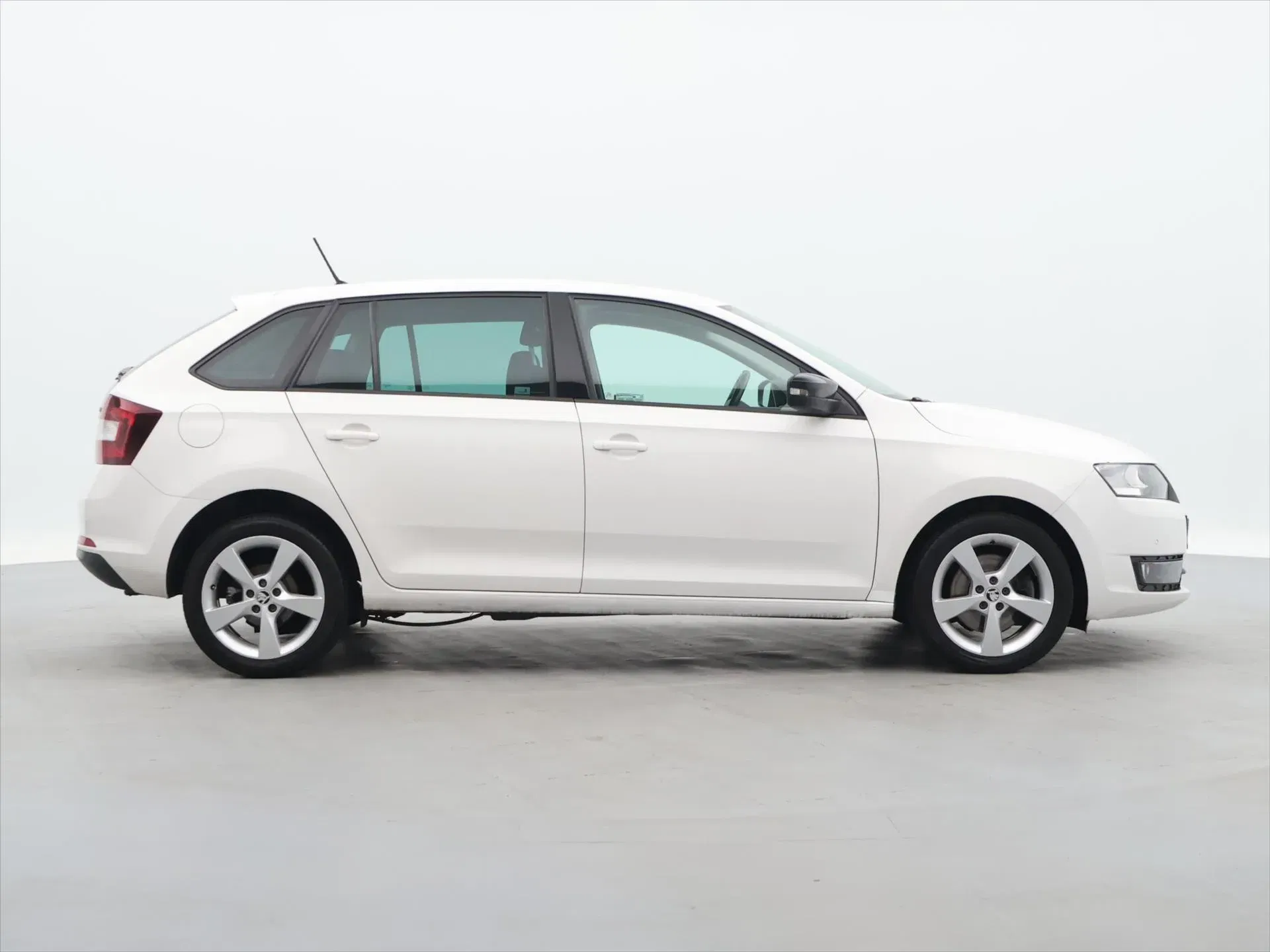 Škoda Rapid - Náhled 8