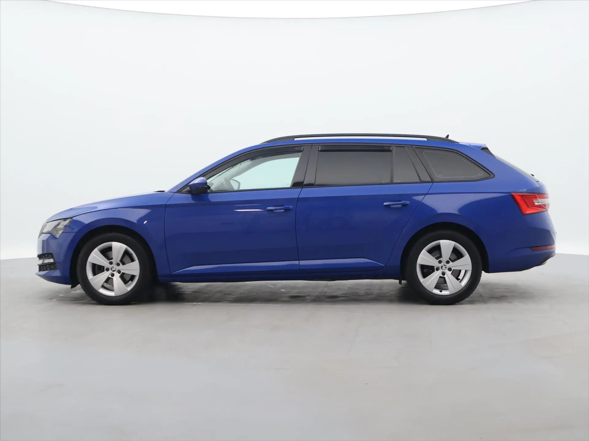 Škoda Superb - Náhled 4