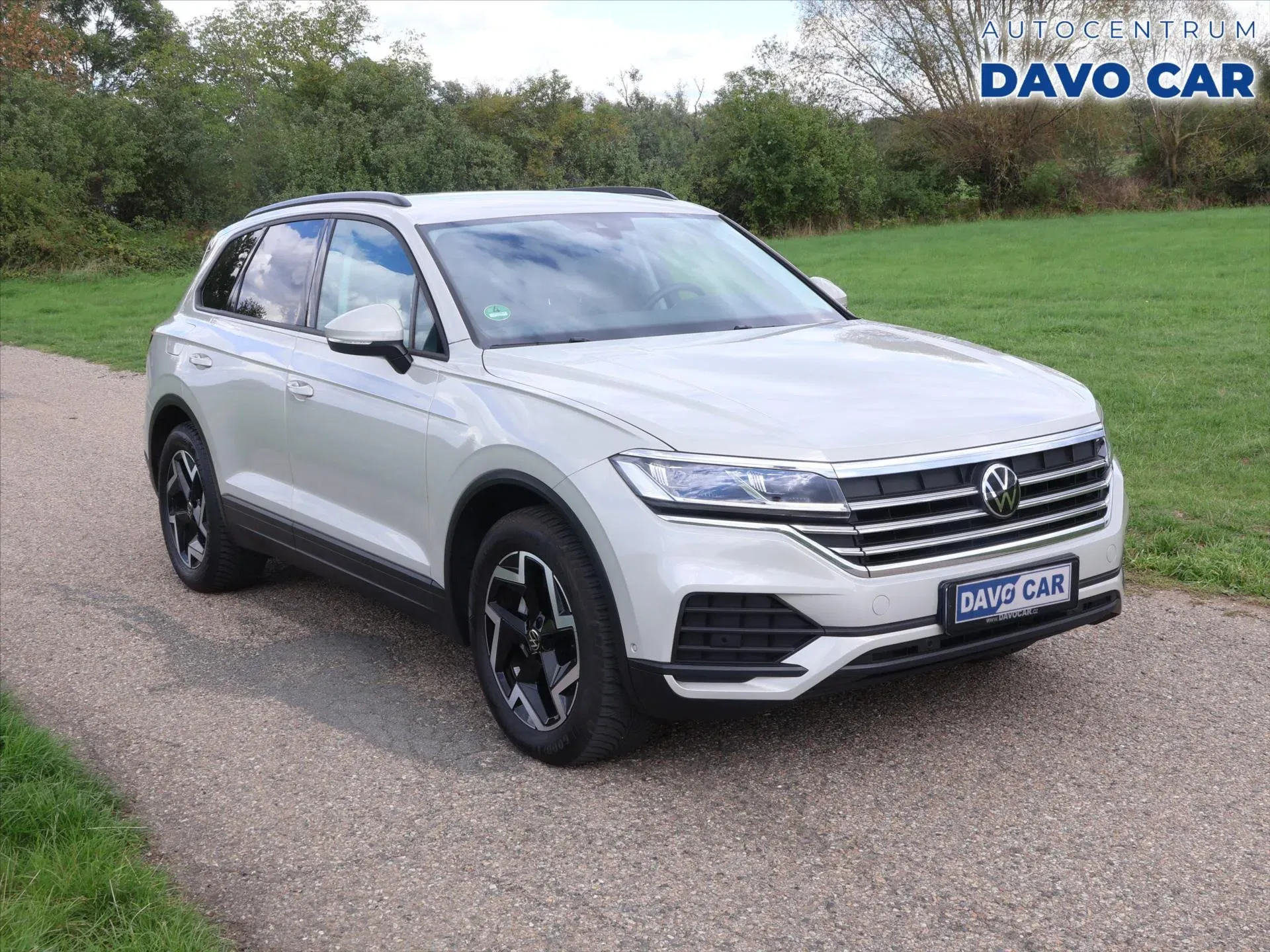 Volkswagen Touareg - Obrázek 1