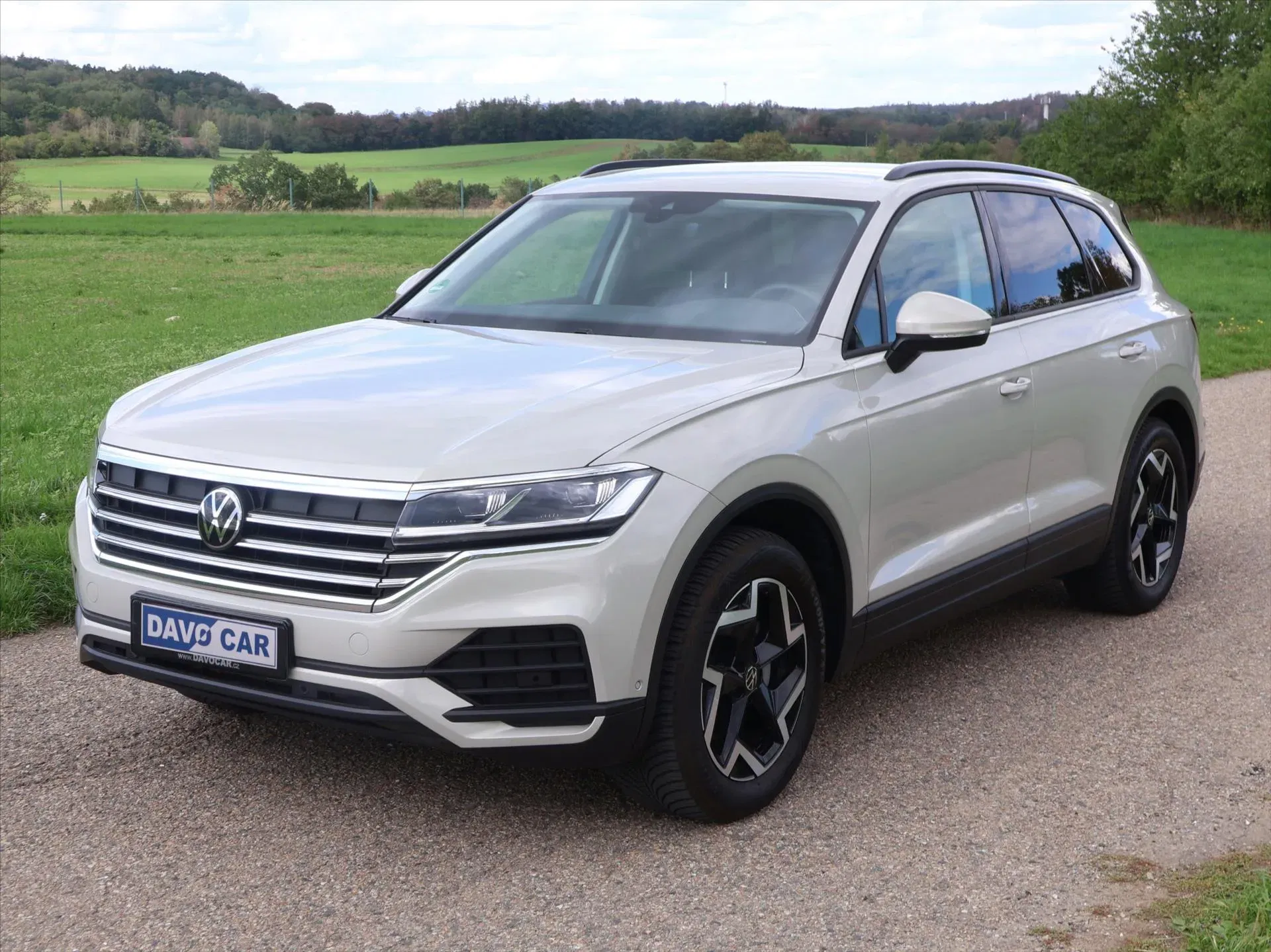 Volkswagen Touareg - Náhled 3
