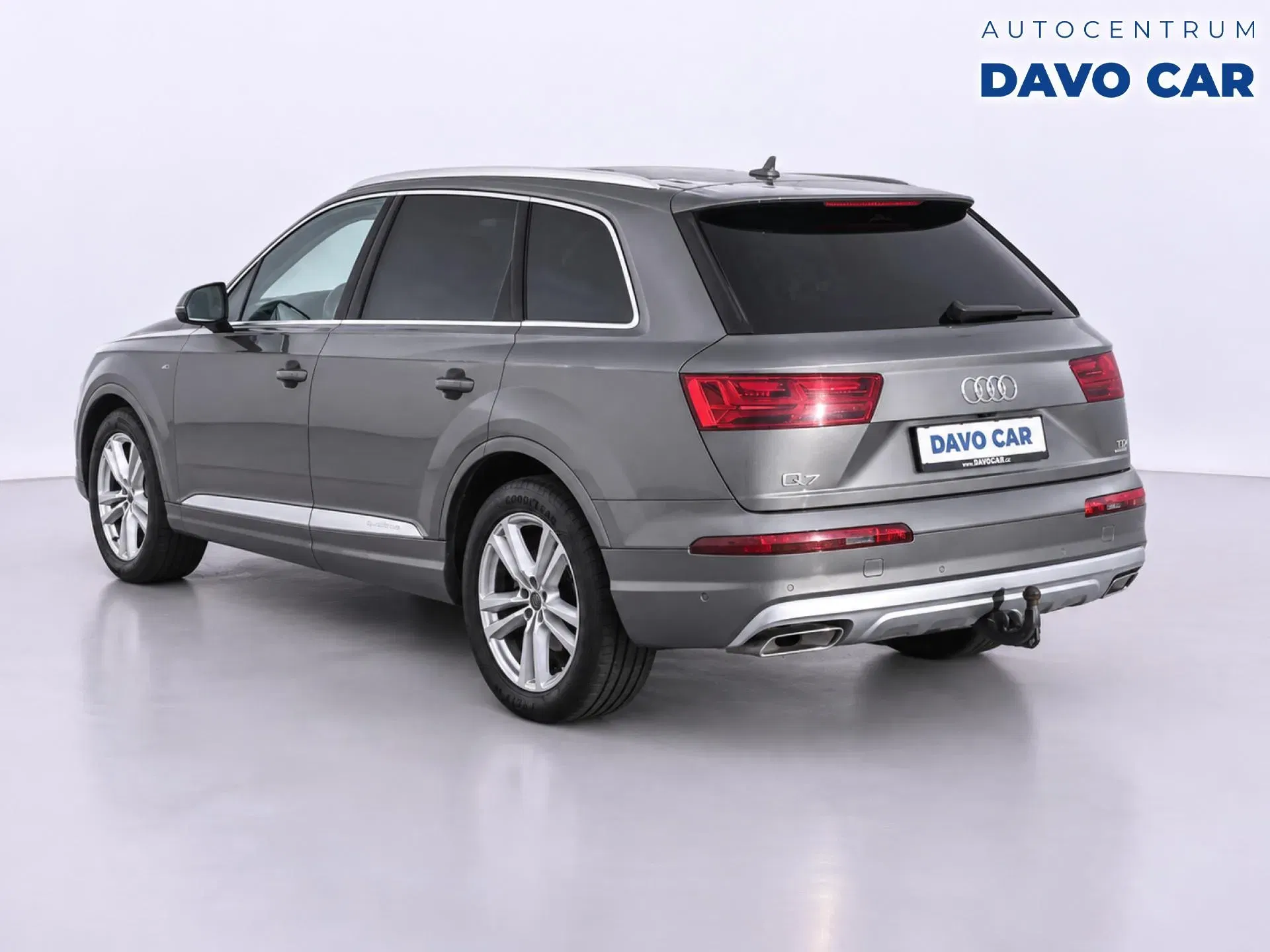 Audi Q7 - Náhled 7