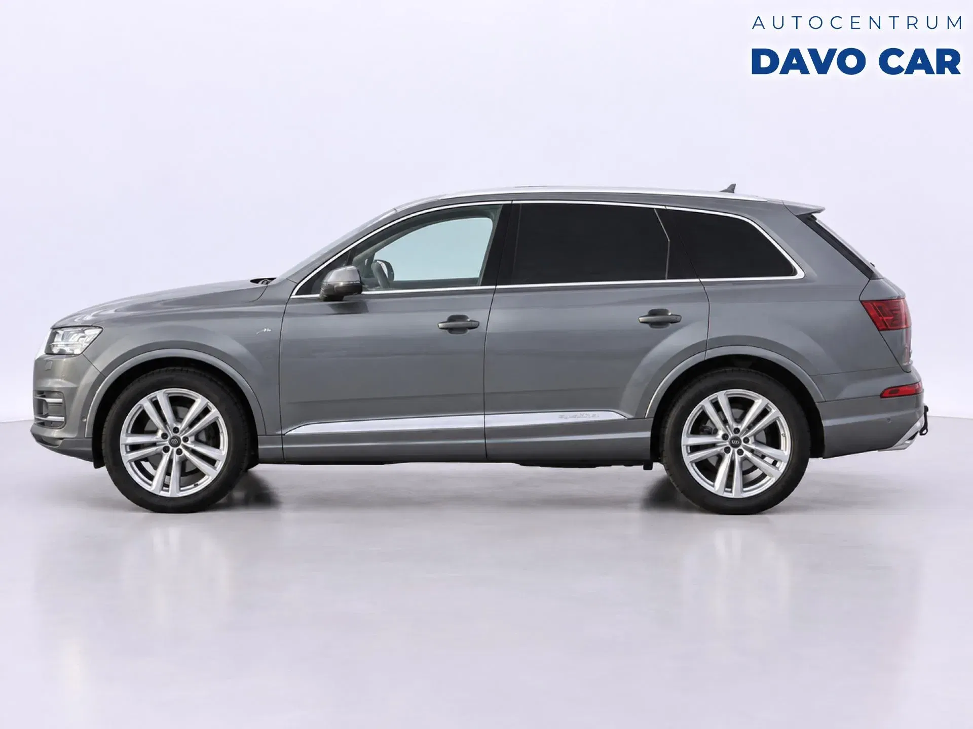 Audi Q7 - Náhled 8