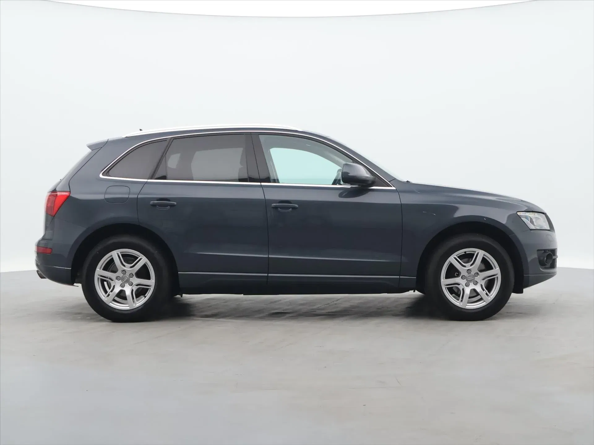 Audi Q5 - Náhled 8
