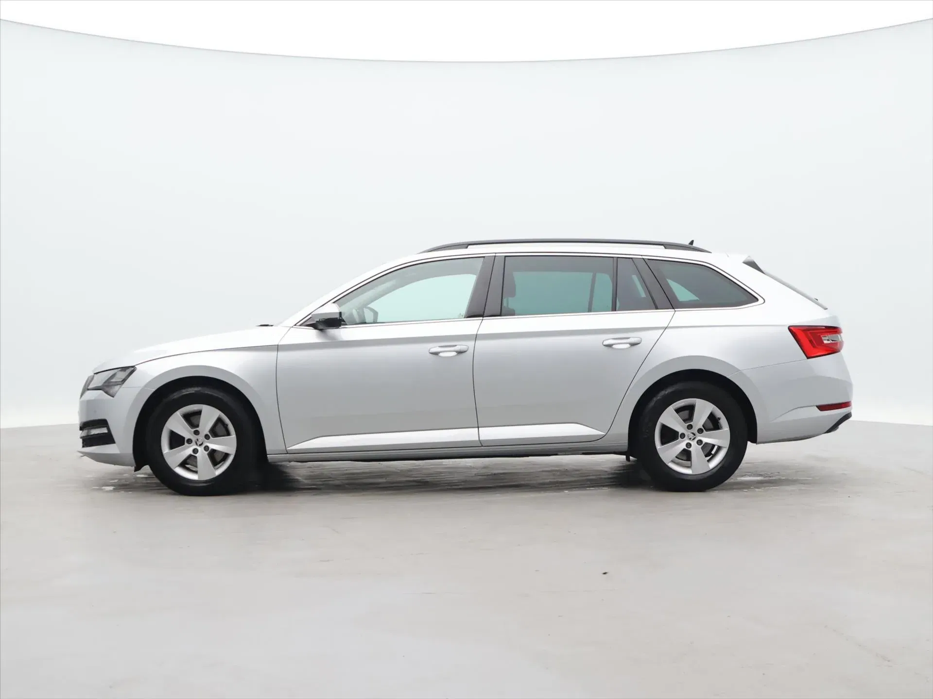 Škoda Superb - Náhled 4
