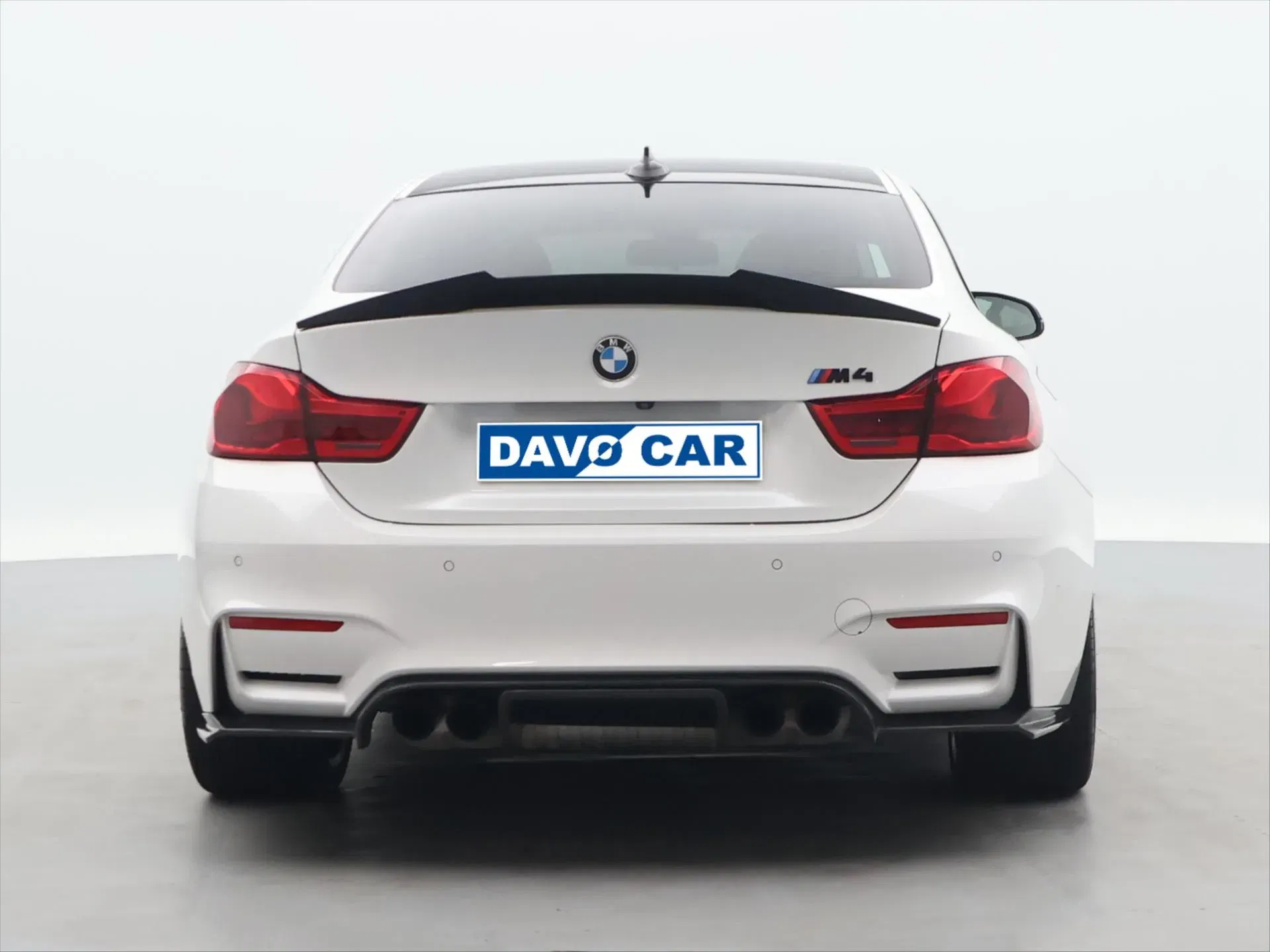 BMW M4 - Náhled 6