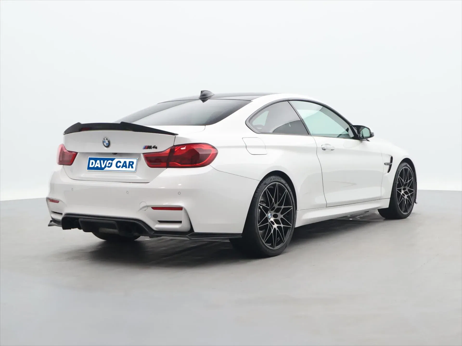 BMW M4 - Náhled 7