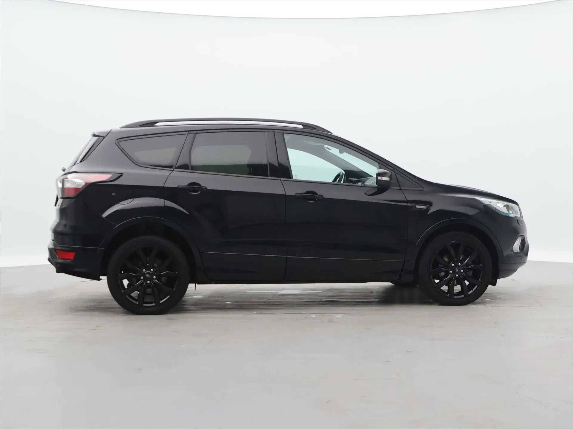 Ford Kuga - Náhled 8