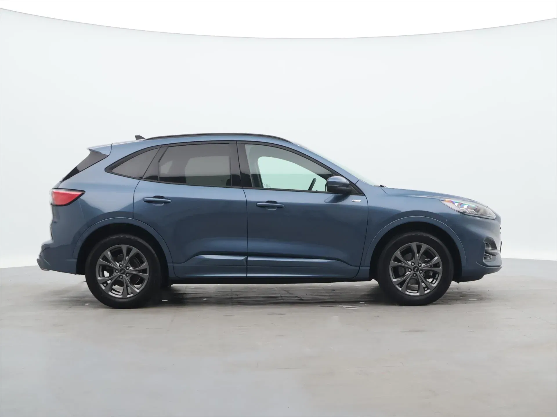 Ford Kuga - Náhled 8