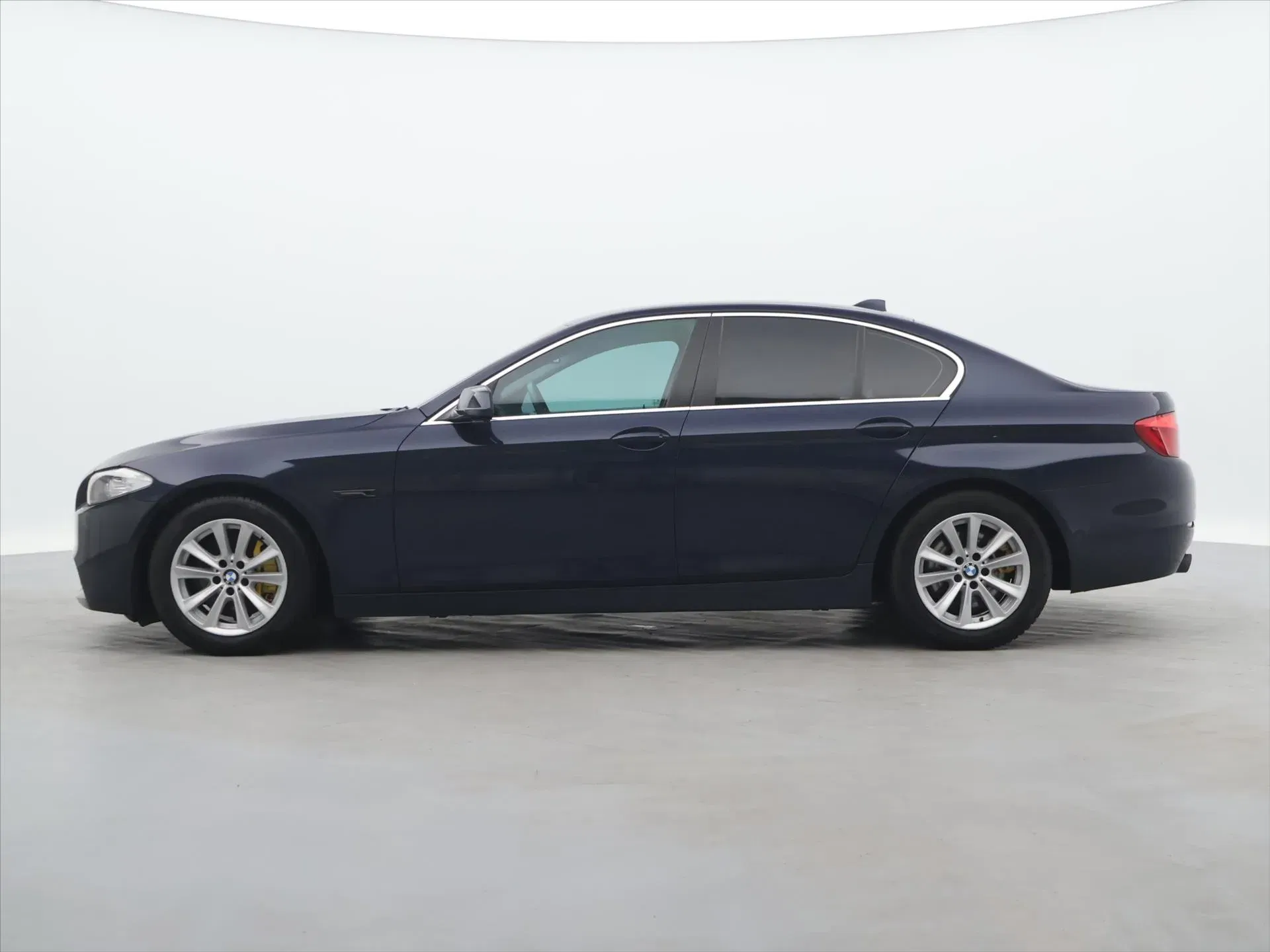 BMW Řada 5 - Náhled 4