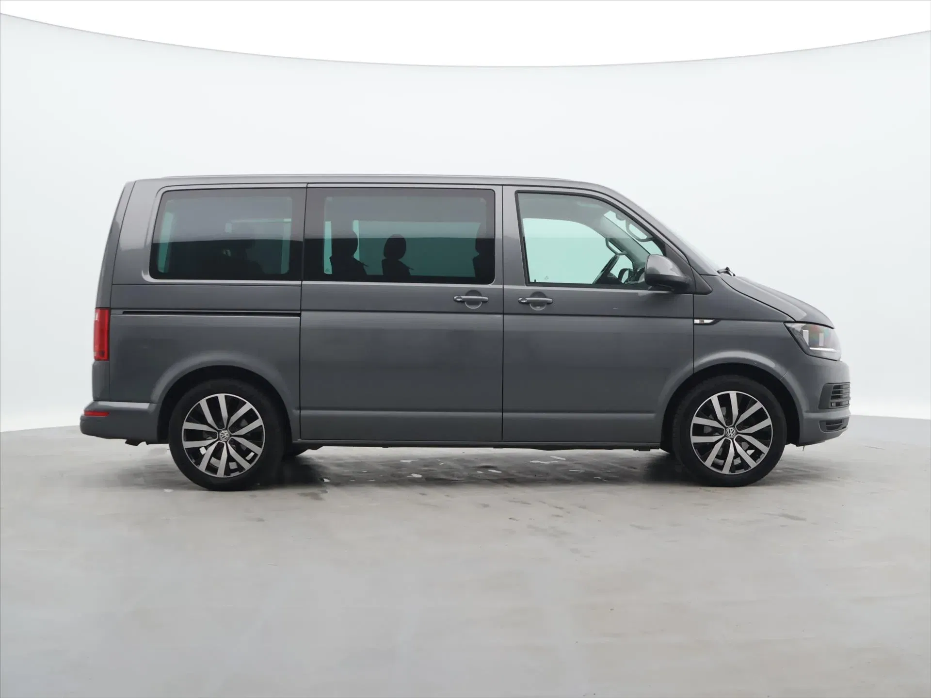 Volkswagen Multivan - Náhled 8