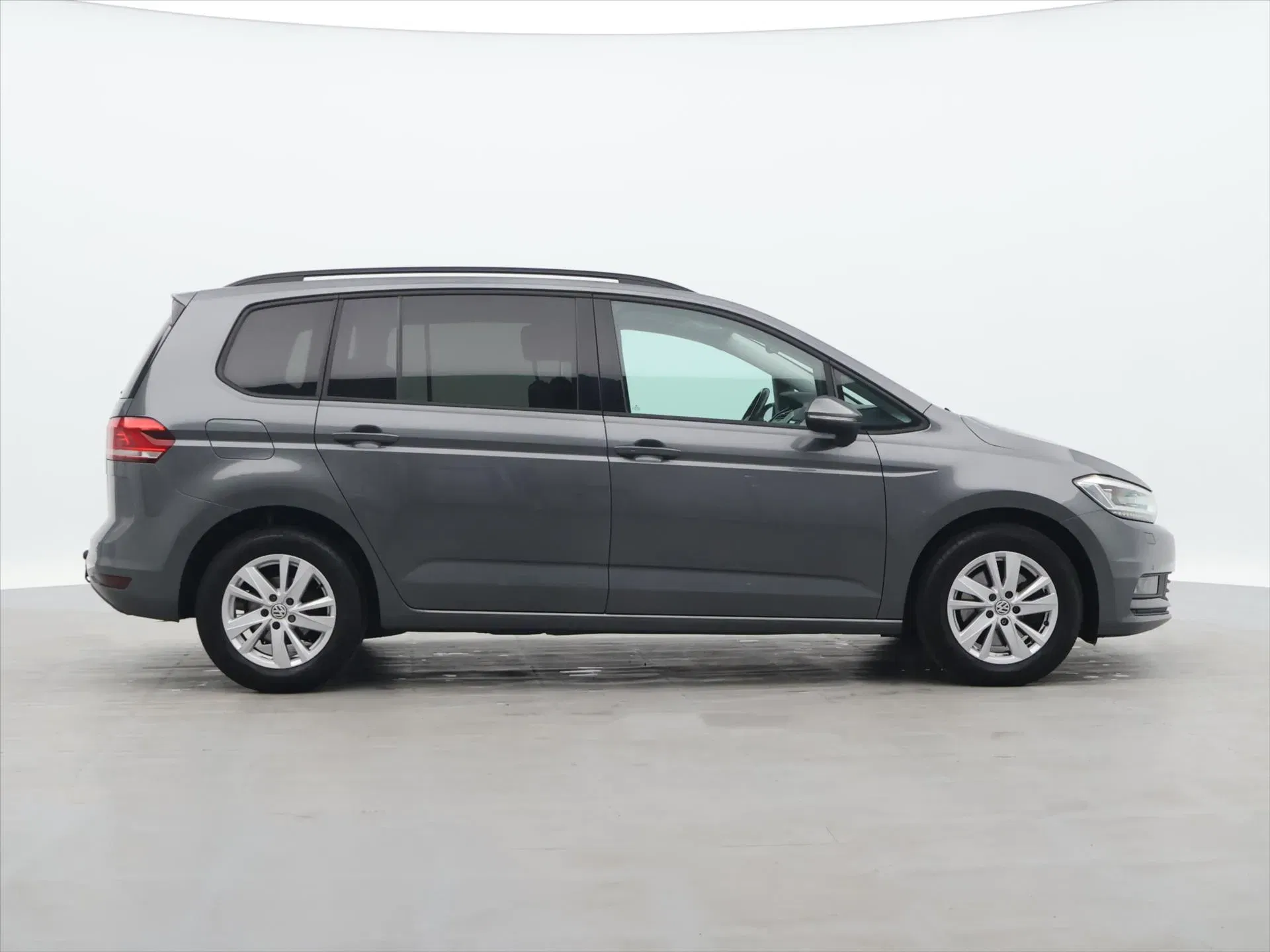 Volkswagen Touran - Náhled 8